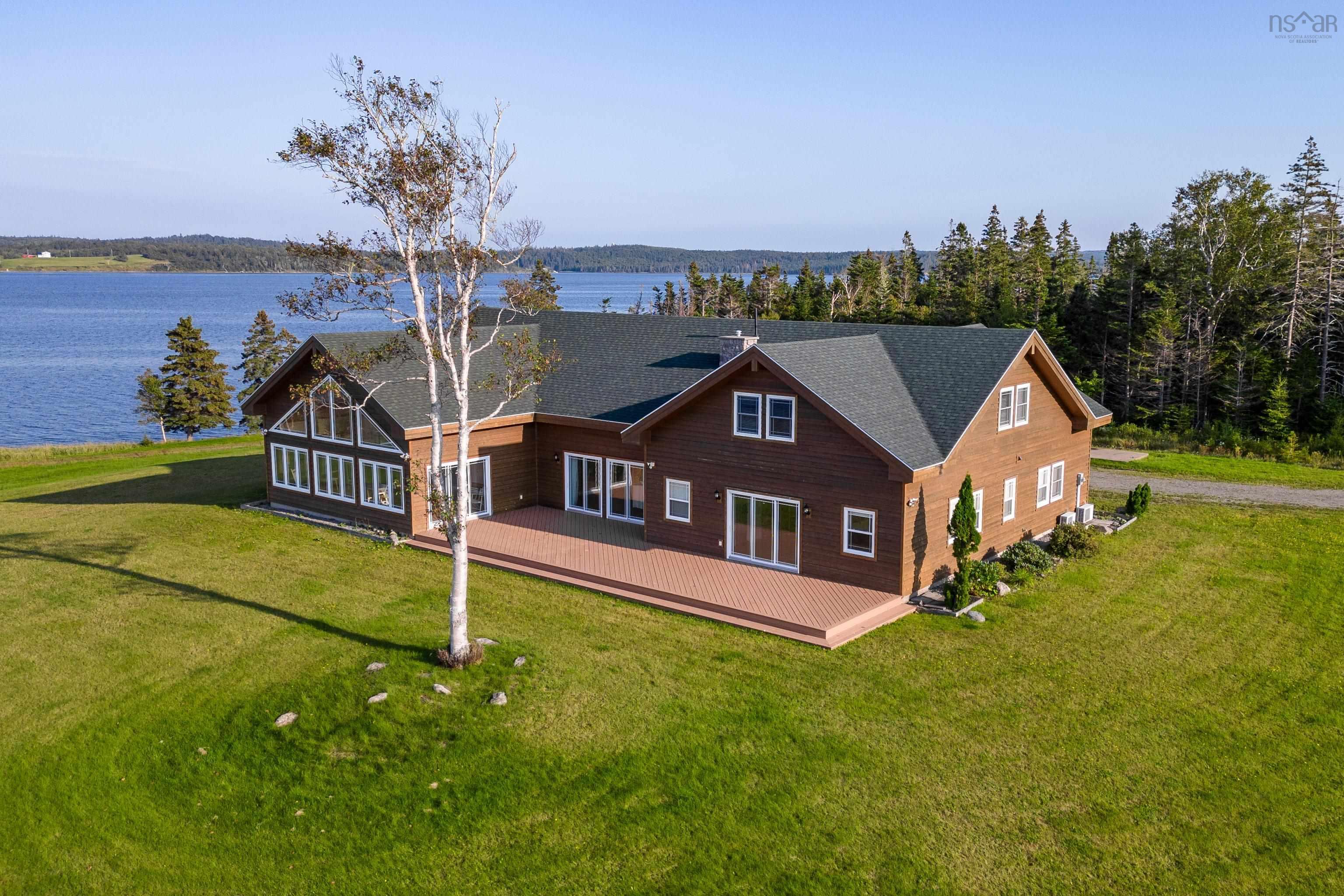 $1,450,000.00: 485&489 Maple Drive, Cape George