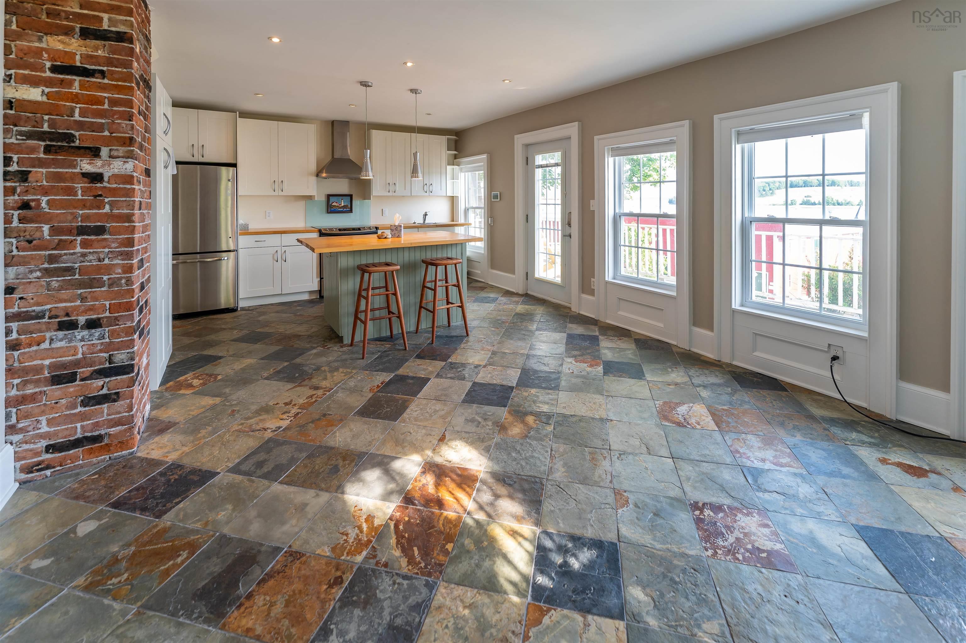 $765,000.00: 44 Montague Street, Lunenburg