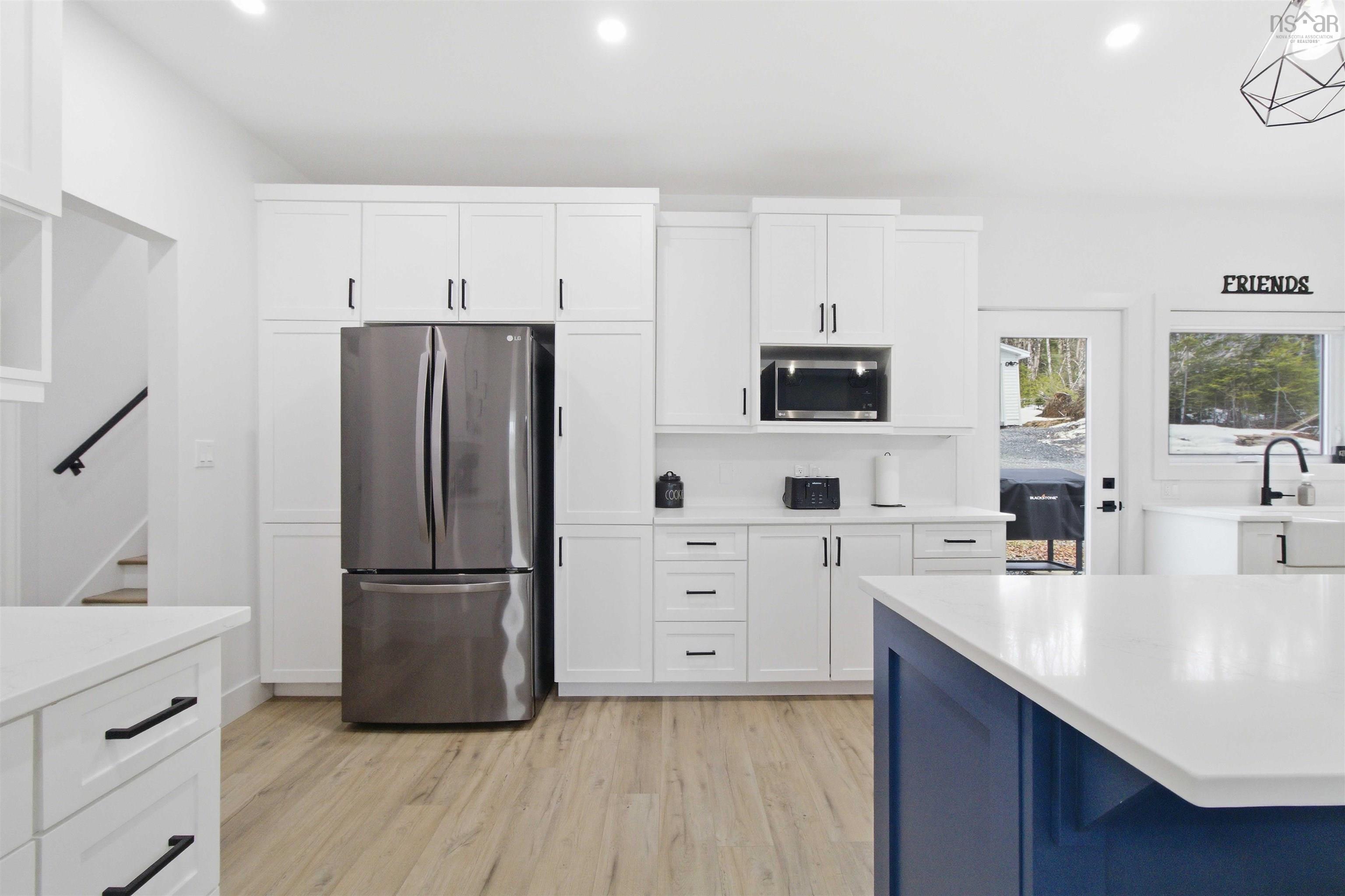 $879,000.00: 30 Cove Road, East Uniacke