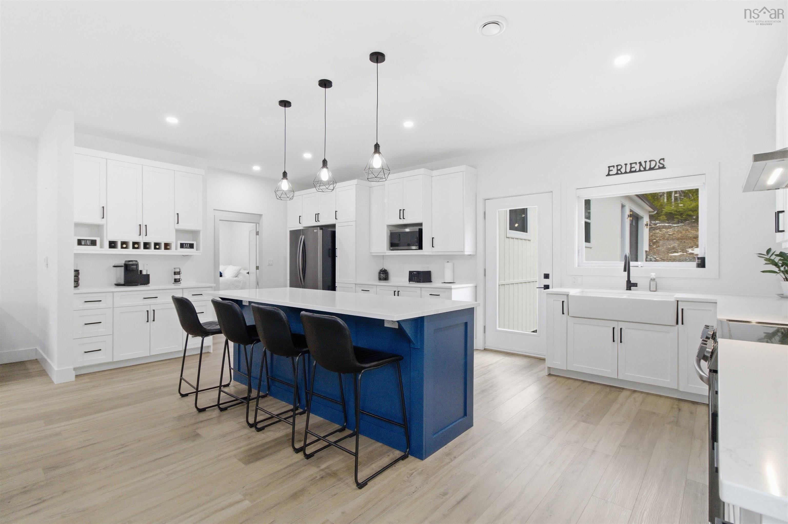 $879,000.00: 30 Cove Road, East Uniacke