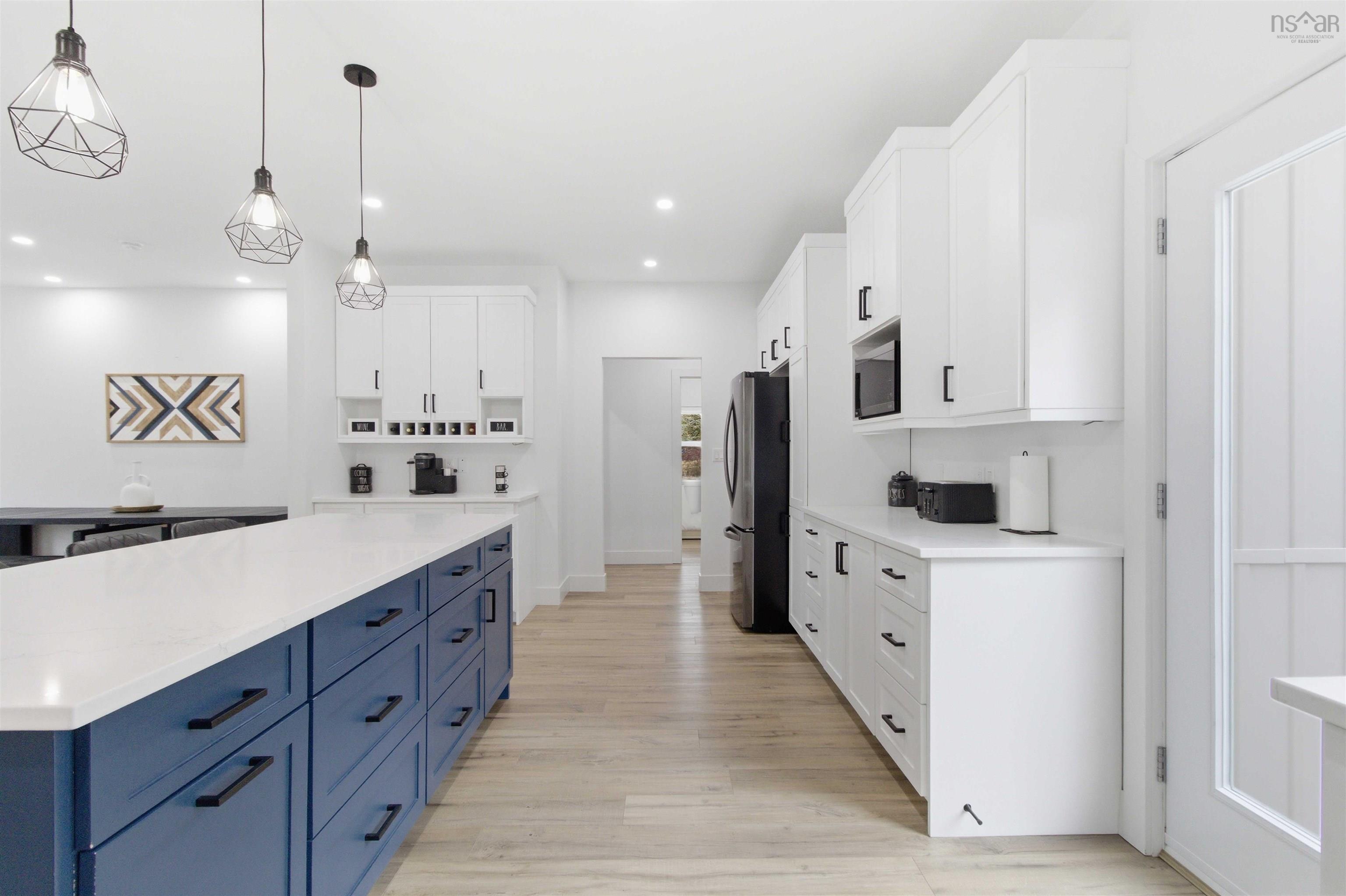 $879,000.00: 30 Cove Road, East Uniacke