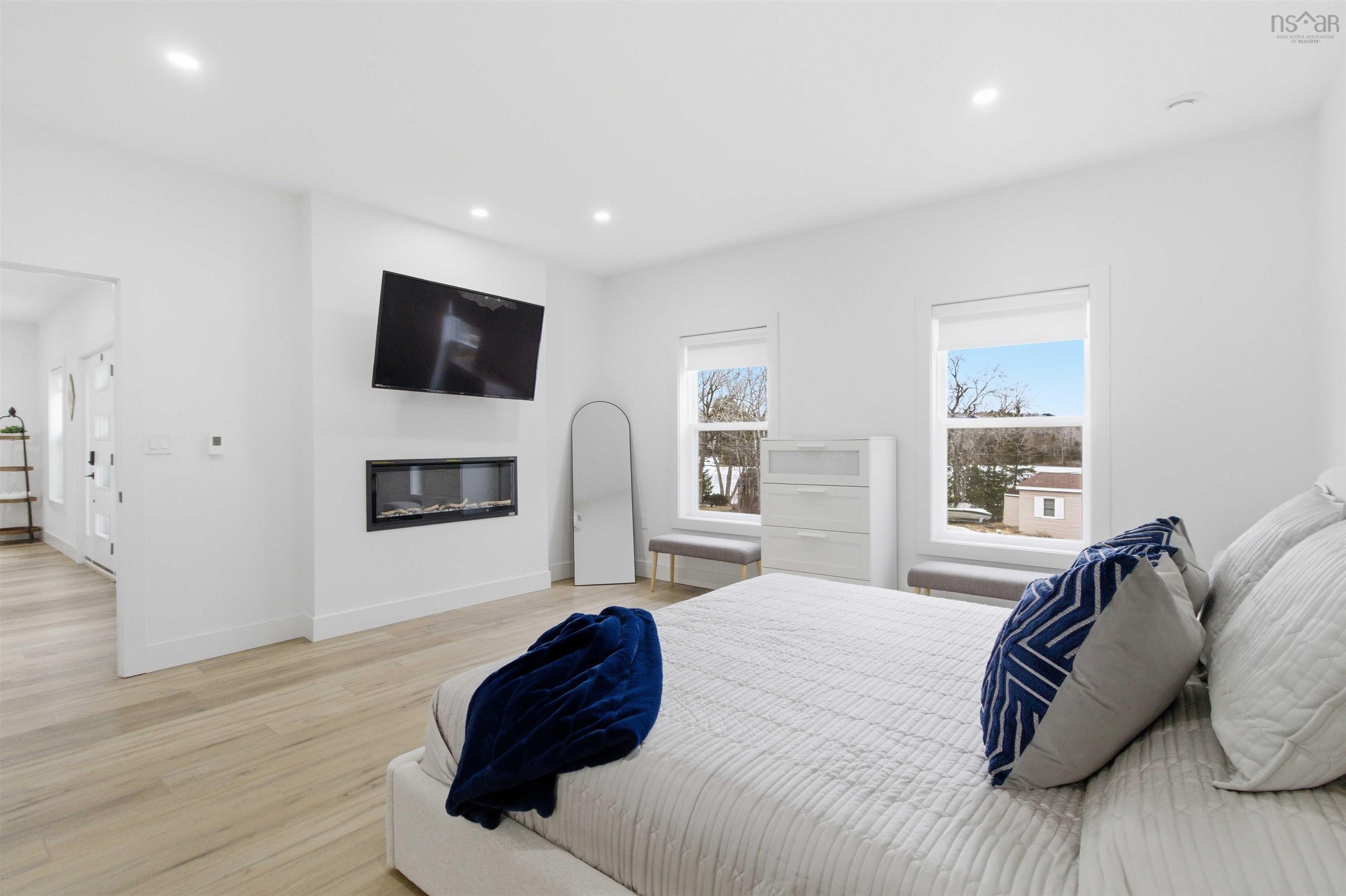 $879,000.00: 30 Cove Road, East Uniacke