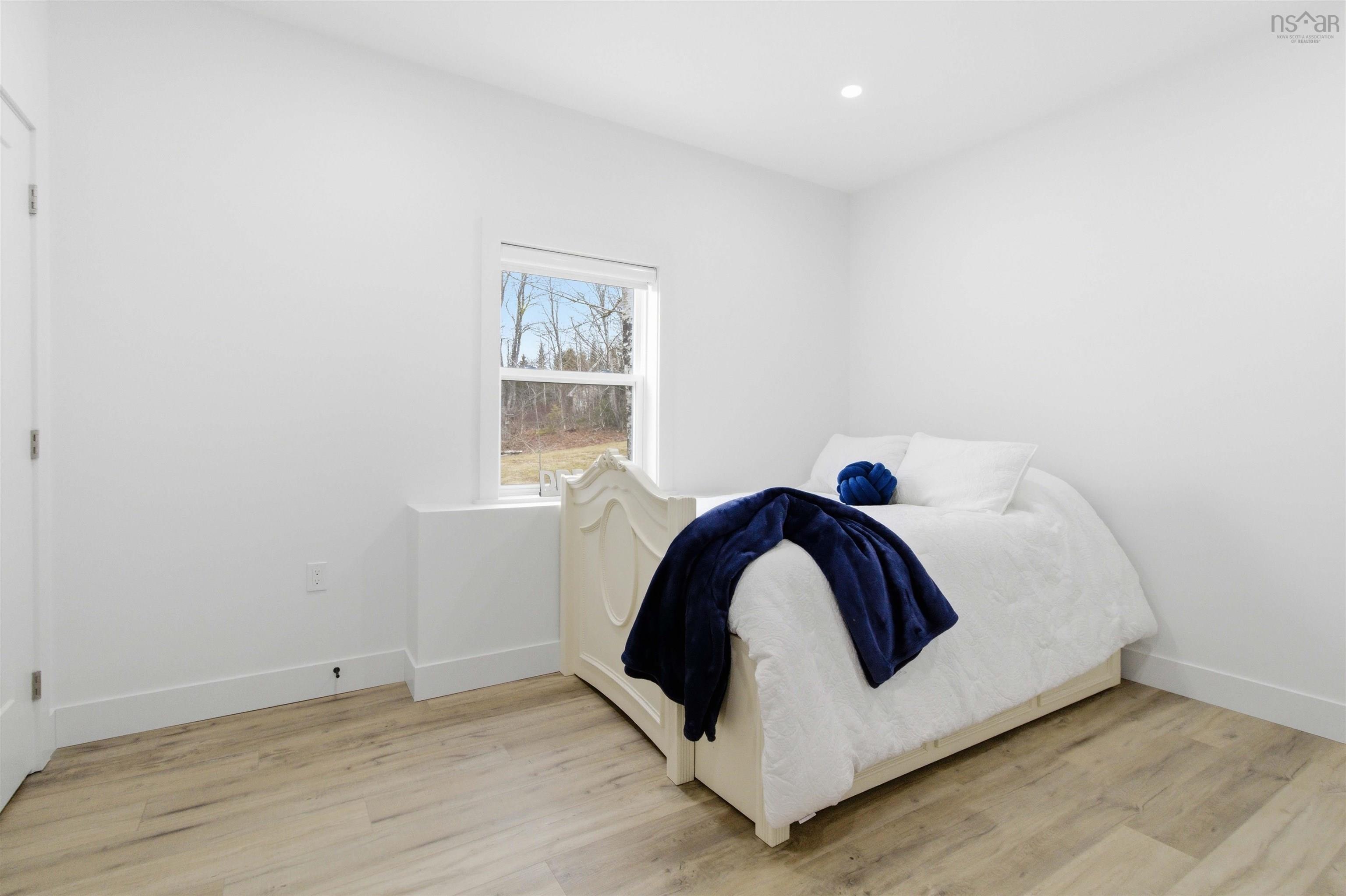 $879,000.00: 30 Cove Road, East Uniacke