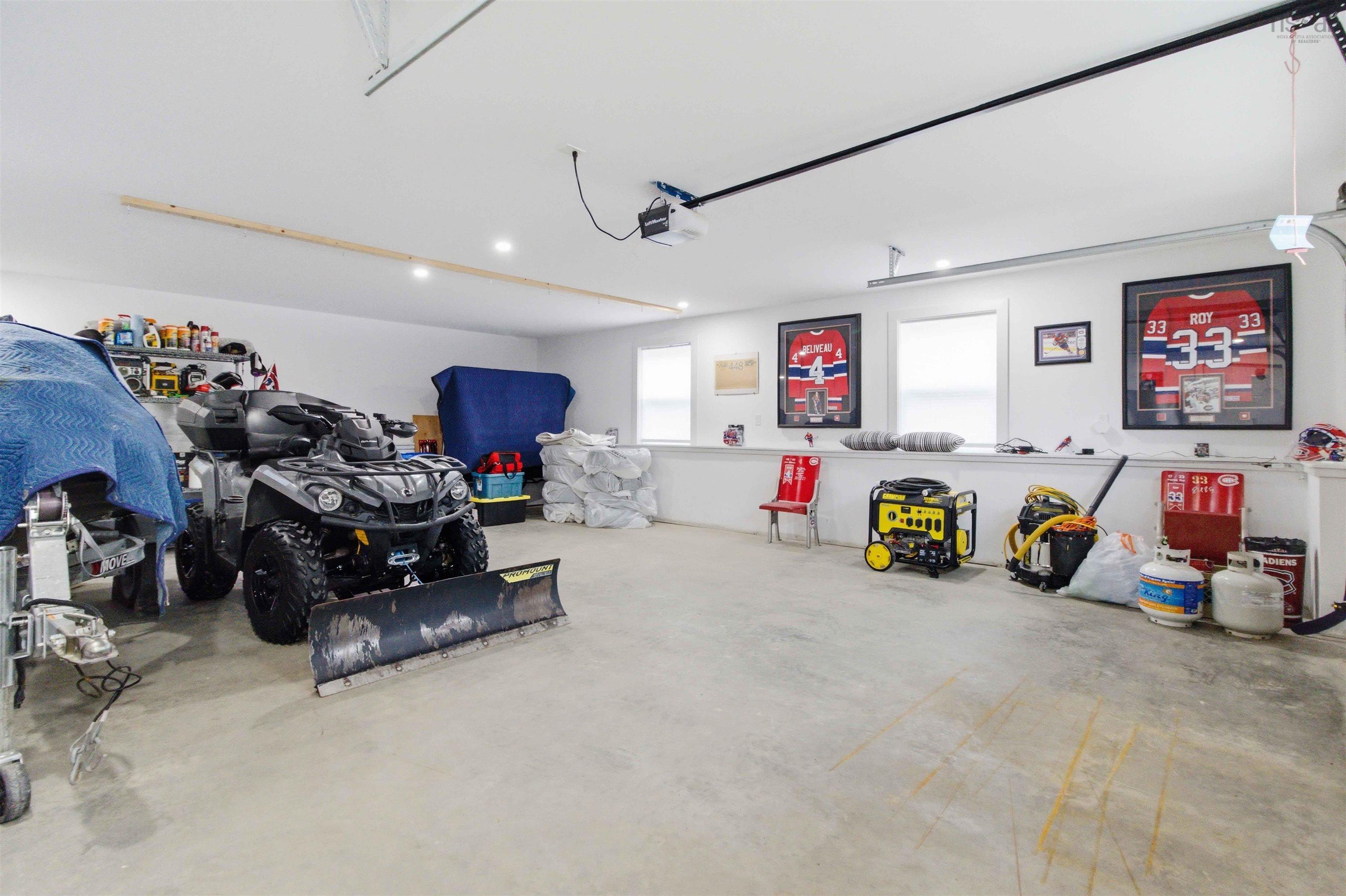 $879,000.00: 30 Cove Road, East Uniacke