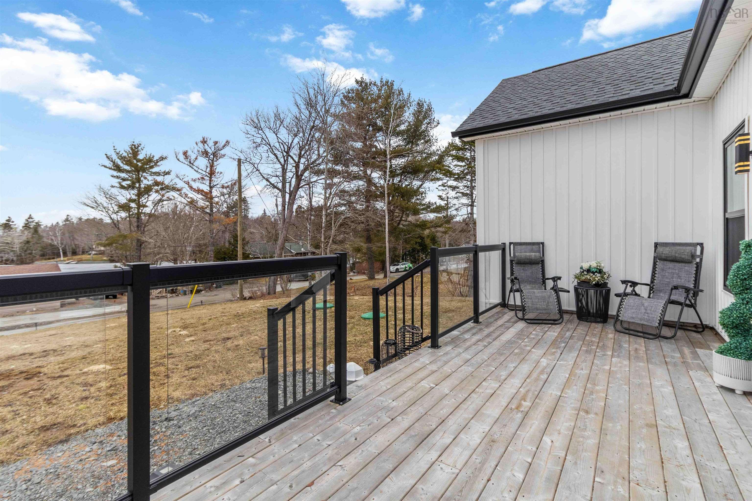 $879,000.00: 30 Cove Road, East Uniacke