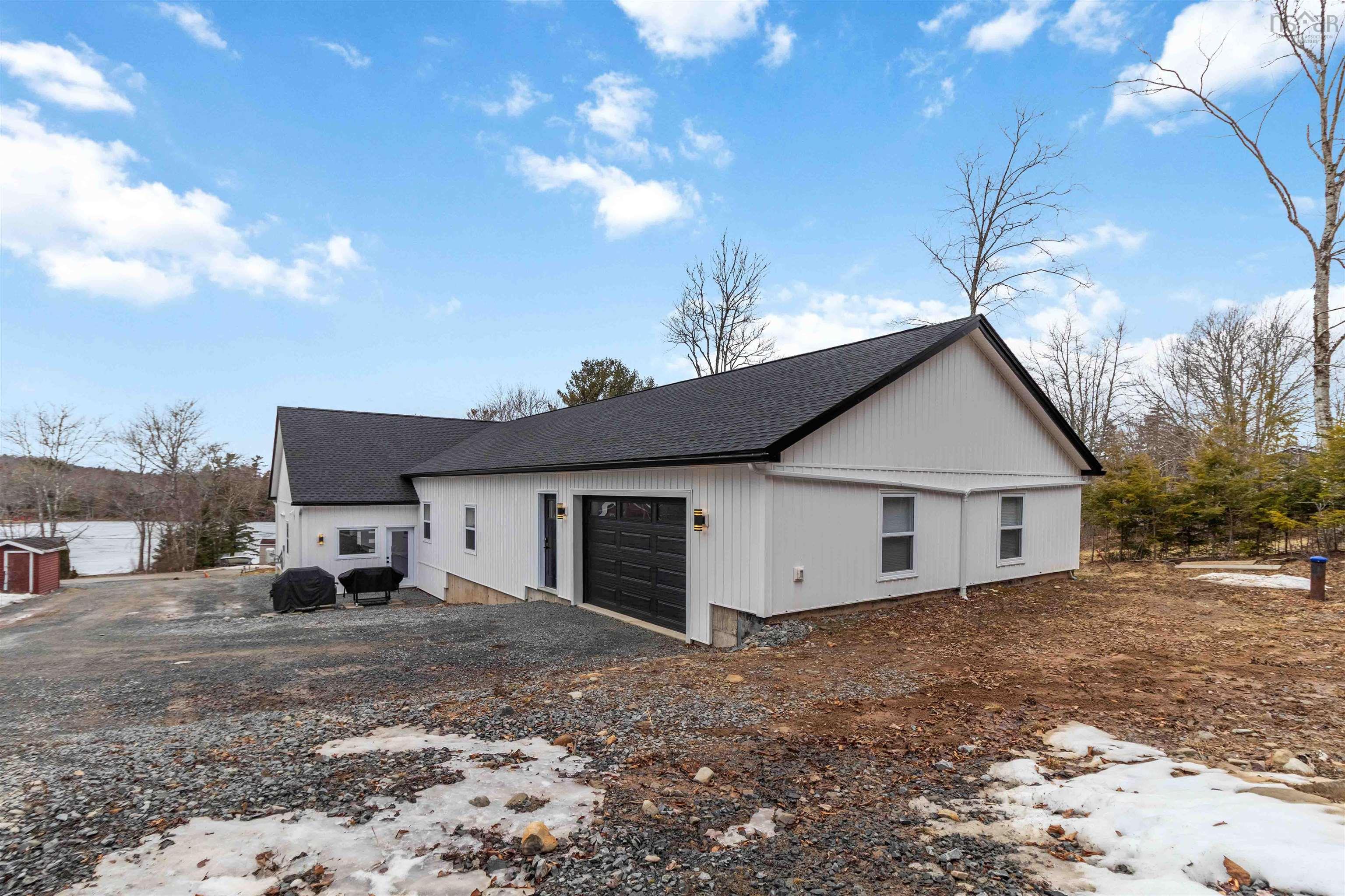 $879,000.00: 30 Cove Road, East Uniacke