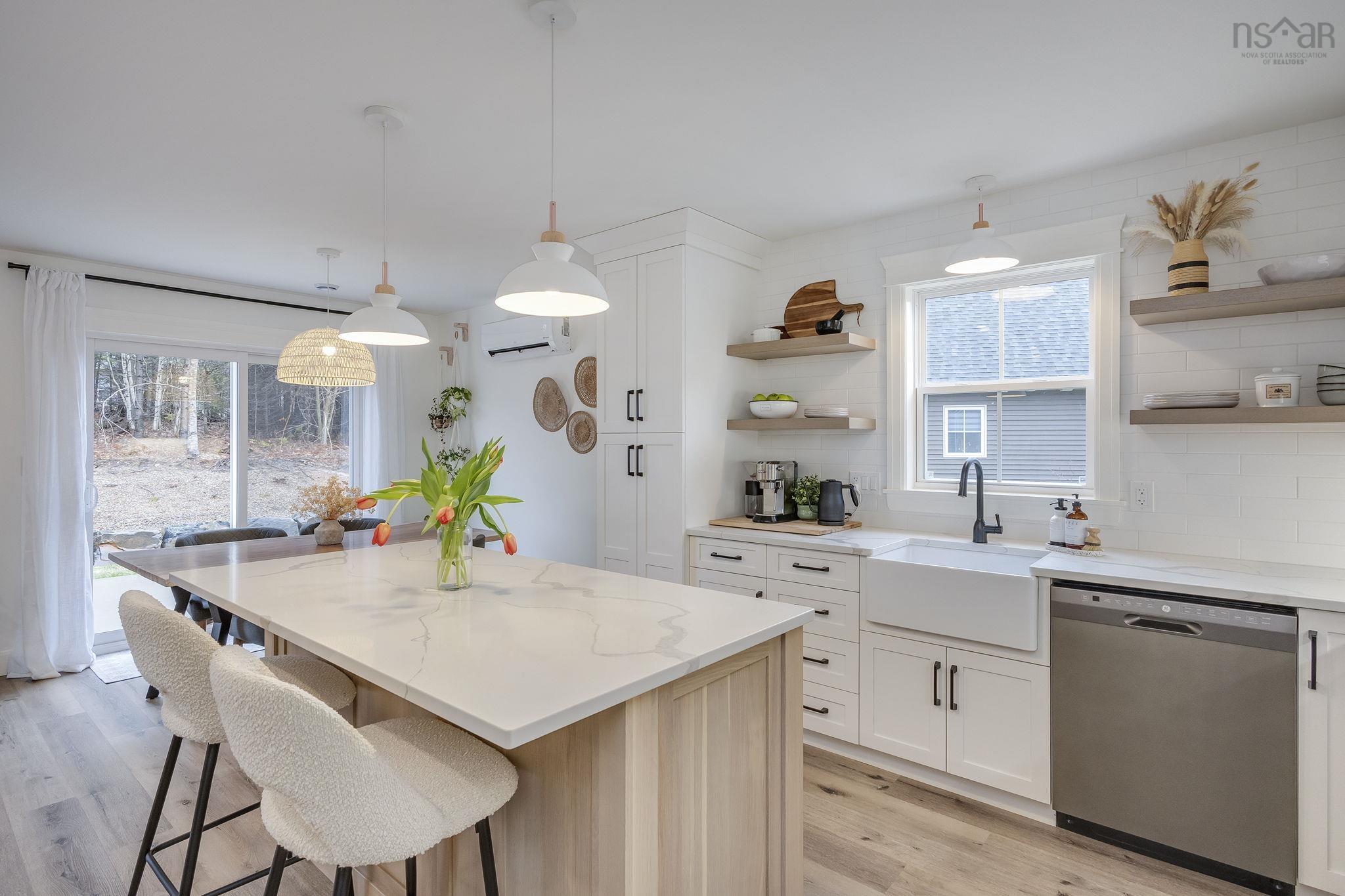 $635,000.00: 169 Rivercrest Lane, Greenwood