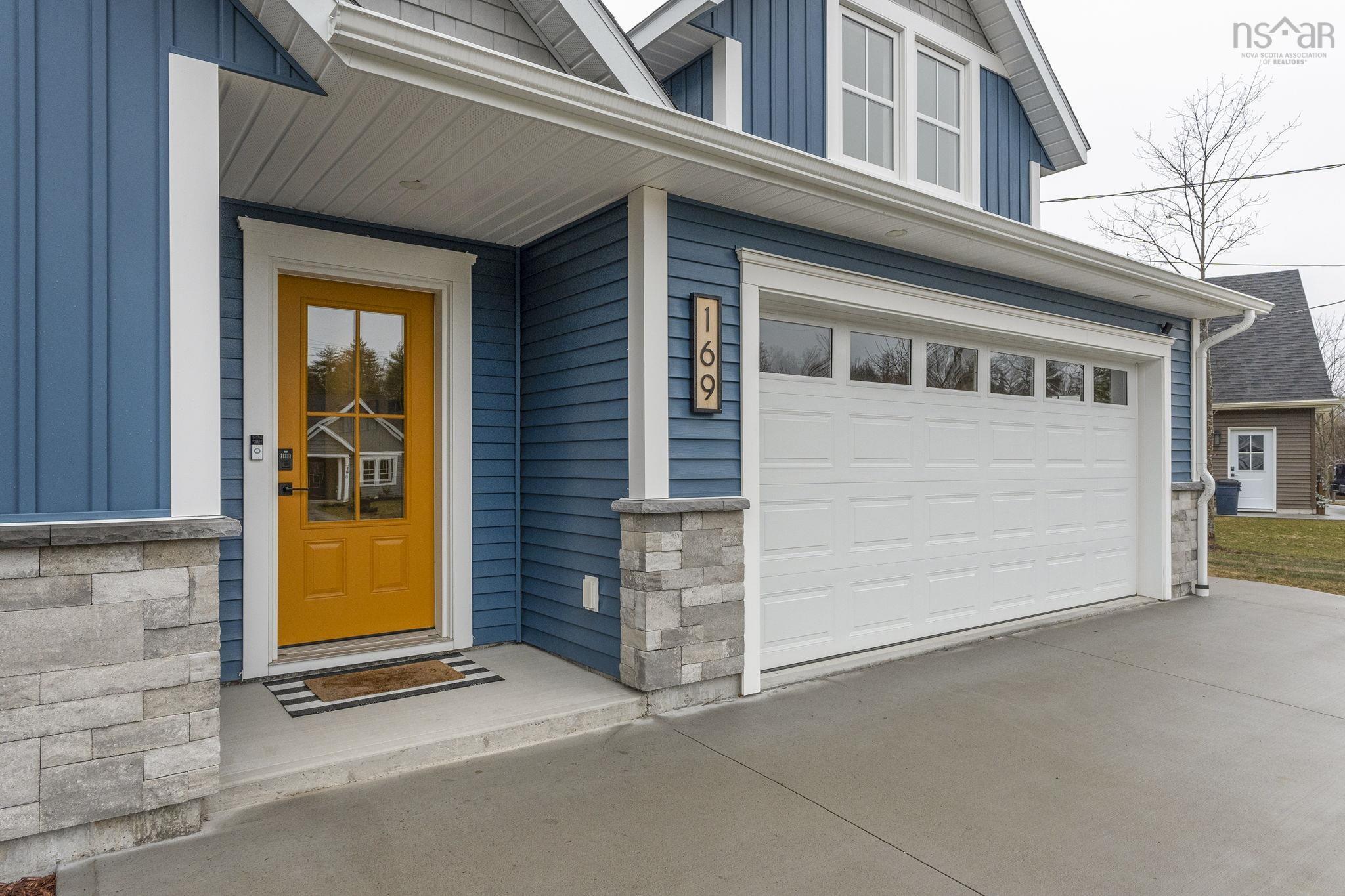 $635,000.00: 169 Rivercrest Lane, Greenwood