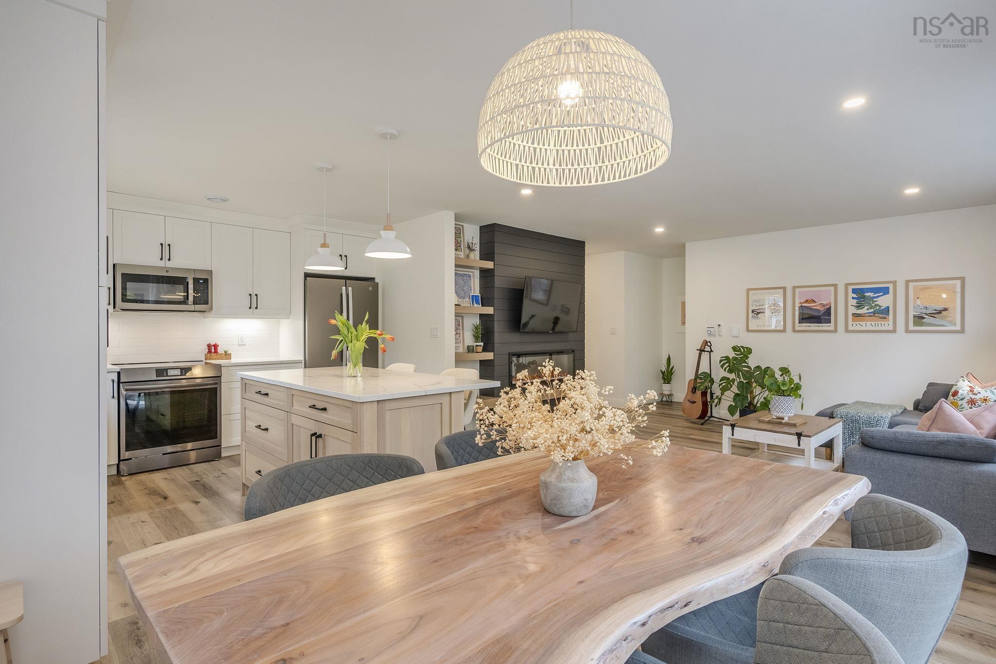 $635,000.00: 169 Rivercrest Lane, Greenwood