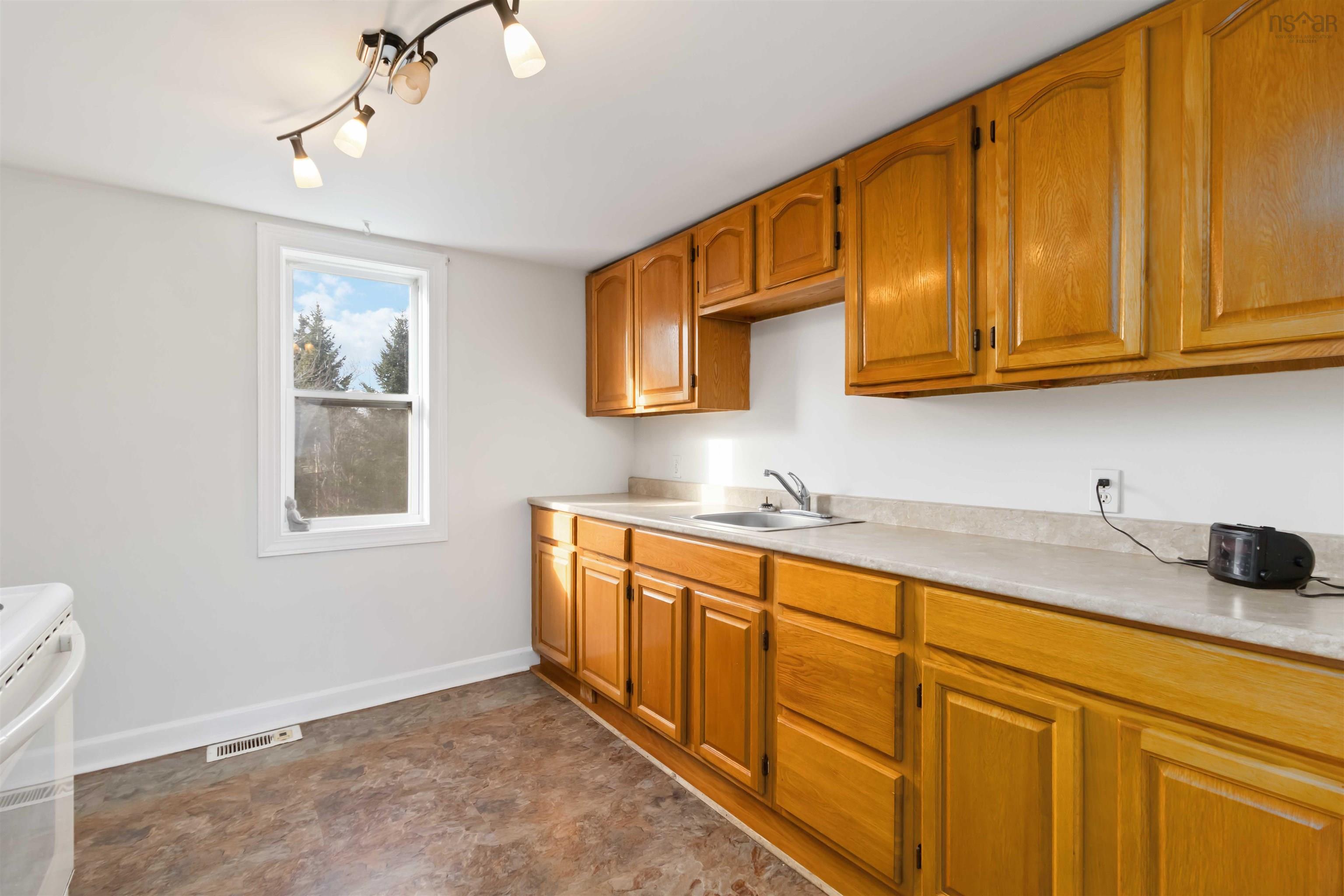 $359,900.00: 4 Hayes Street, Halifax