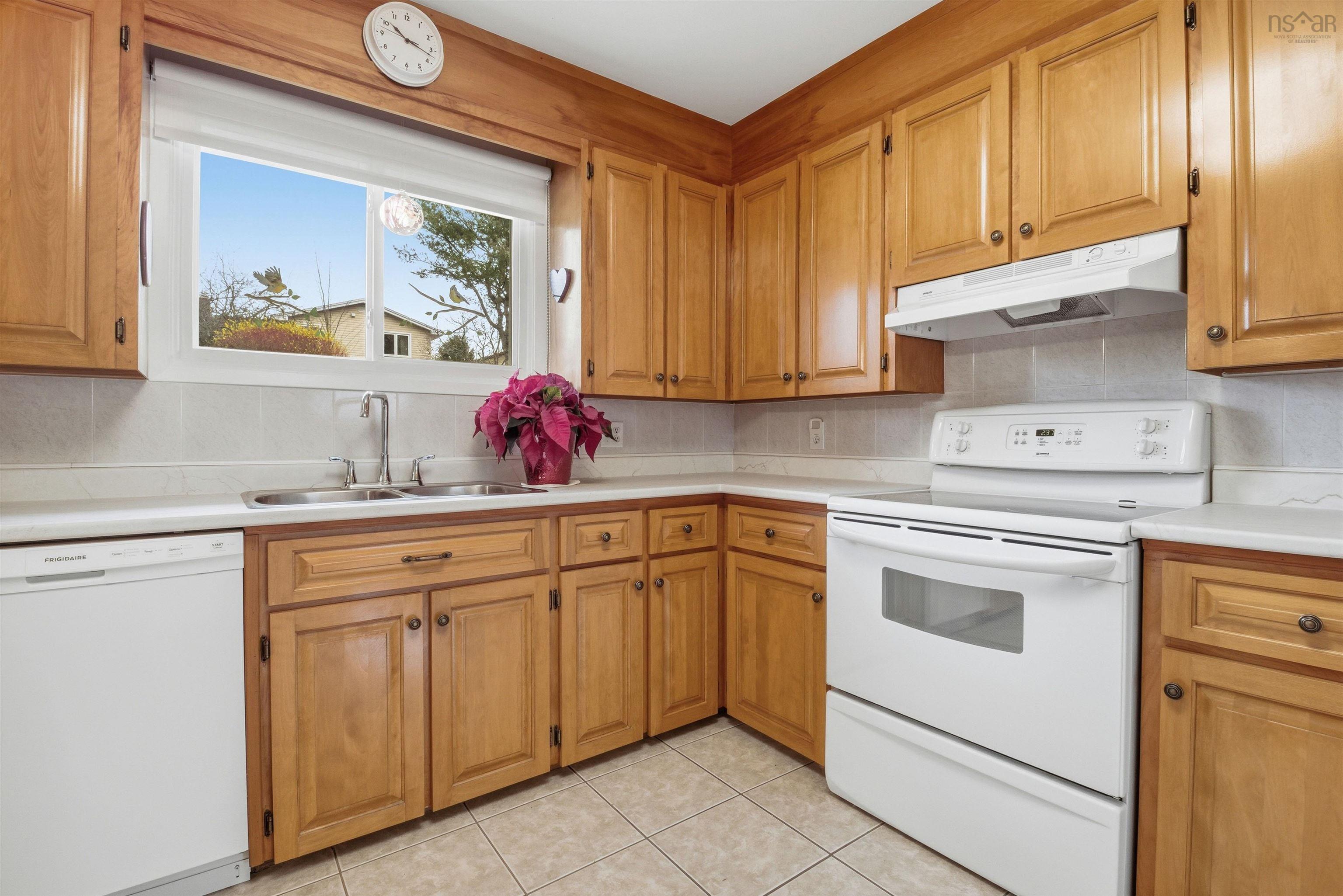 55 Oakmount Drive, Bedford, NS (MLS 202606255)