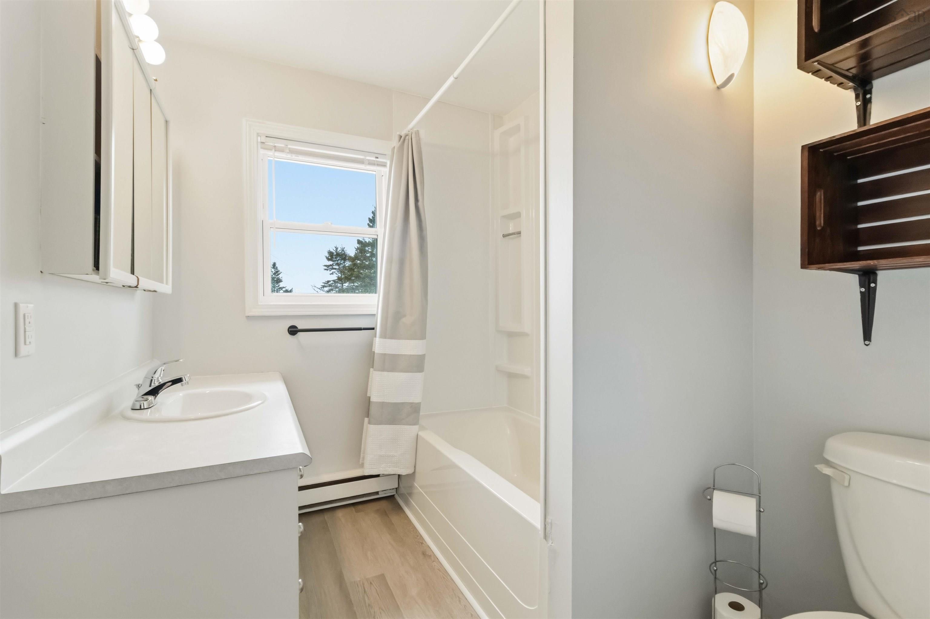 $550,000.00: 1922 Hammonds Plains Road, Hammonds Plains