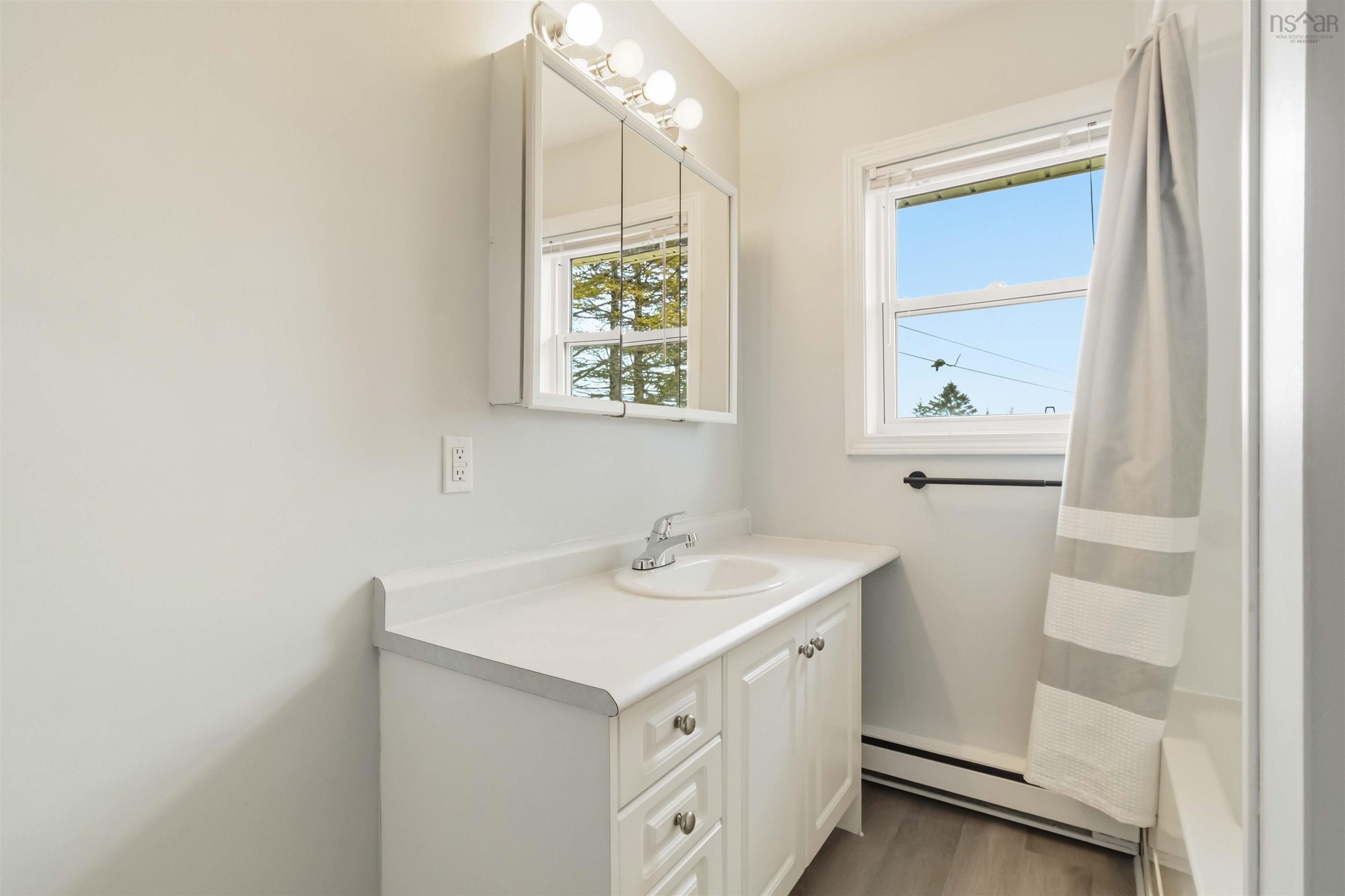 $550,000.00: 1922 Hammonds Plains Road, Hammonds Plains