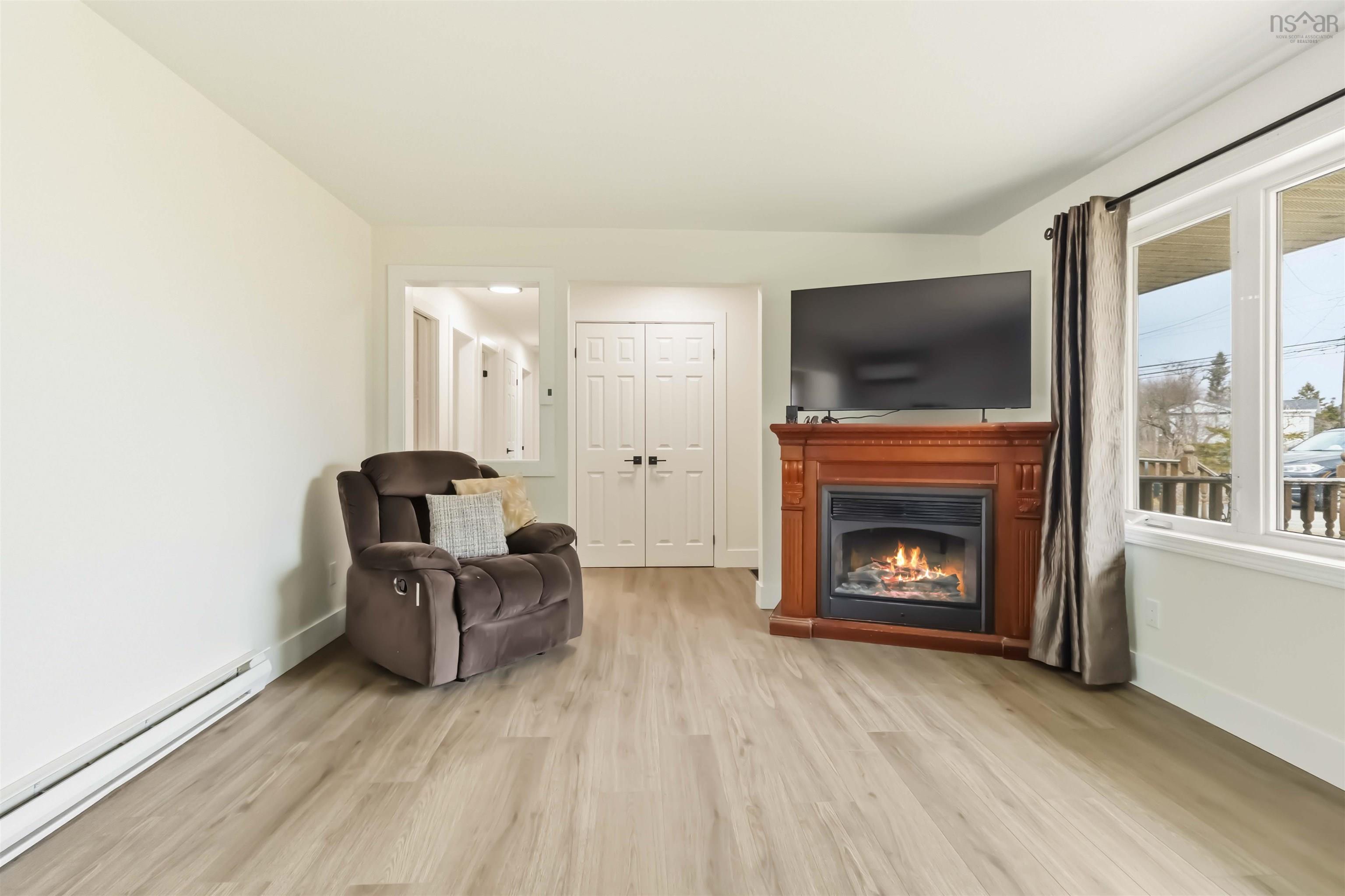 $550,000.00: 1922 Hammonds Plains Road, Hammonds Plains