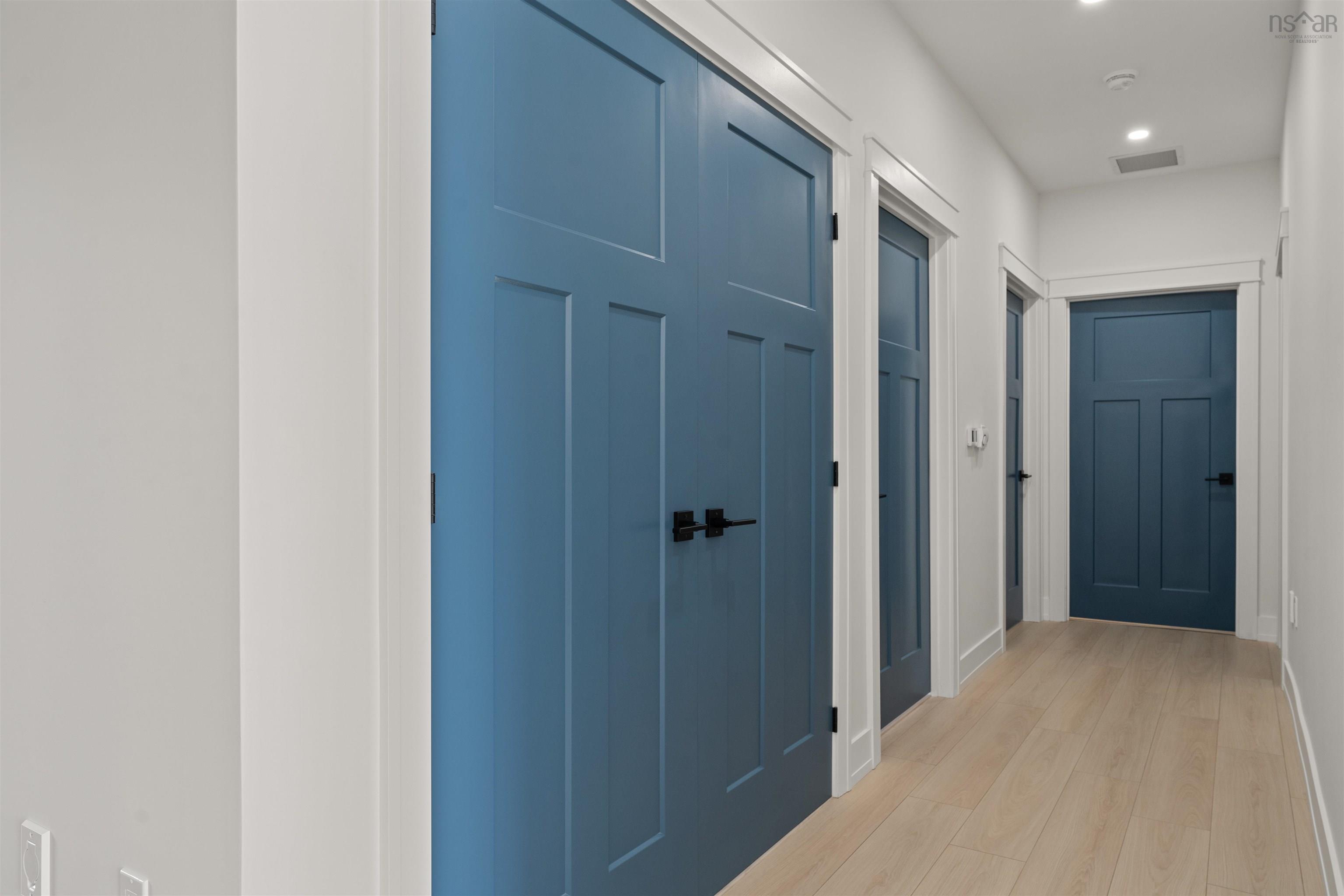 $717,000.00: 667 Shad Point Parkway, Blind Bay