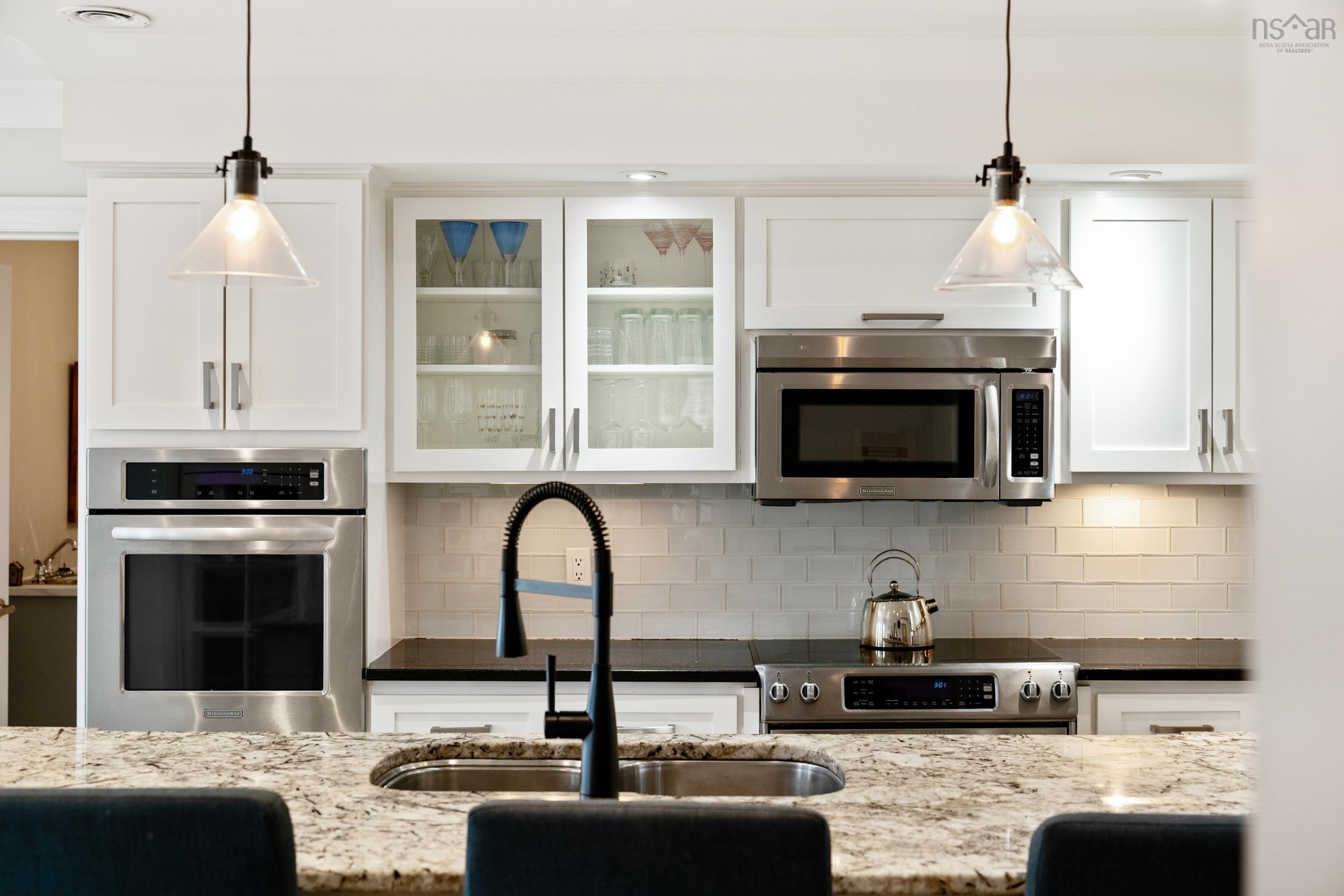 $1,225,000.00: 109 Snowy Owl Drive, Bedford