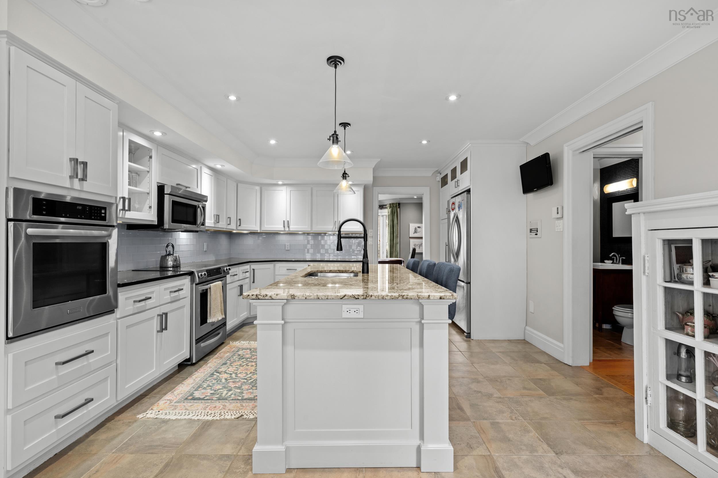 $1,225,000.00: 109 Snowy Owl Drive, Bedford