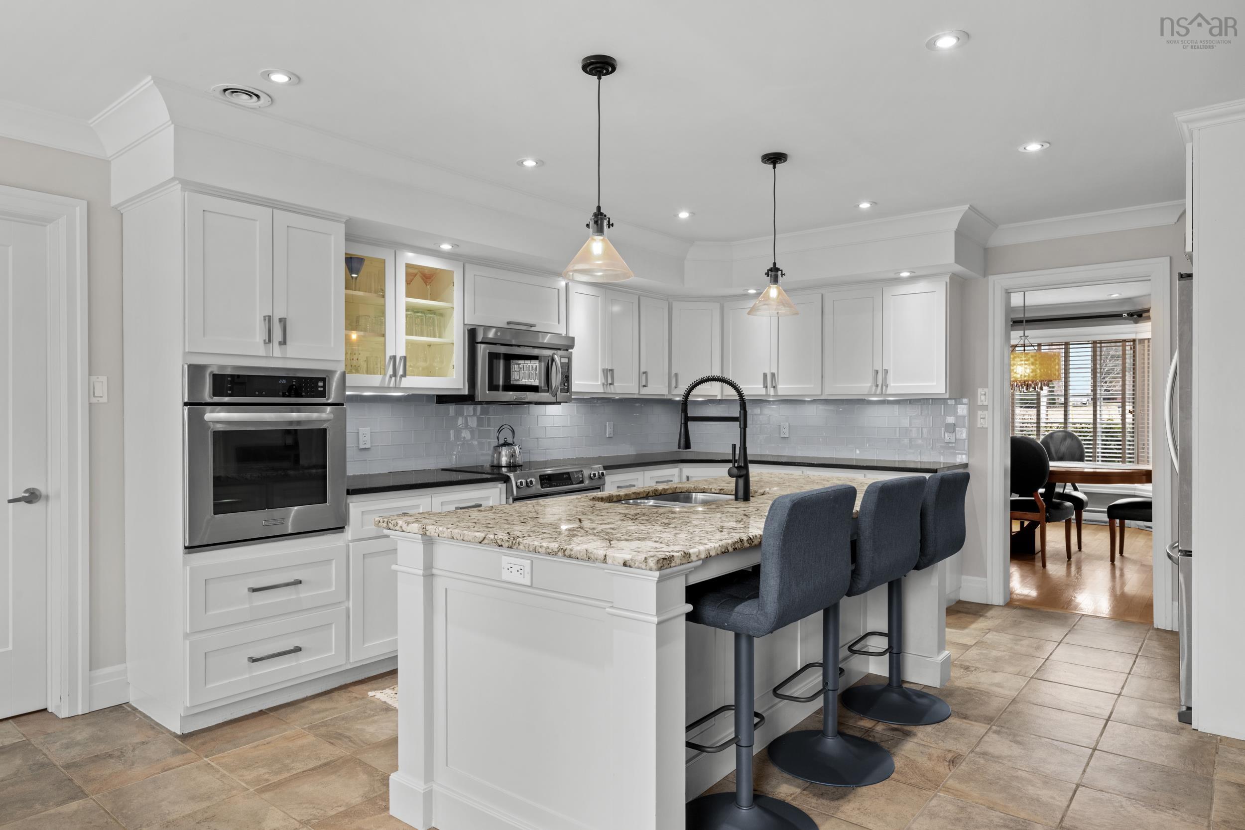 $1,225,000.00: 109 Snowy Owl Drive, Bedford