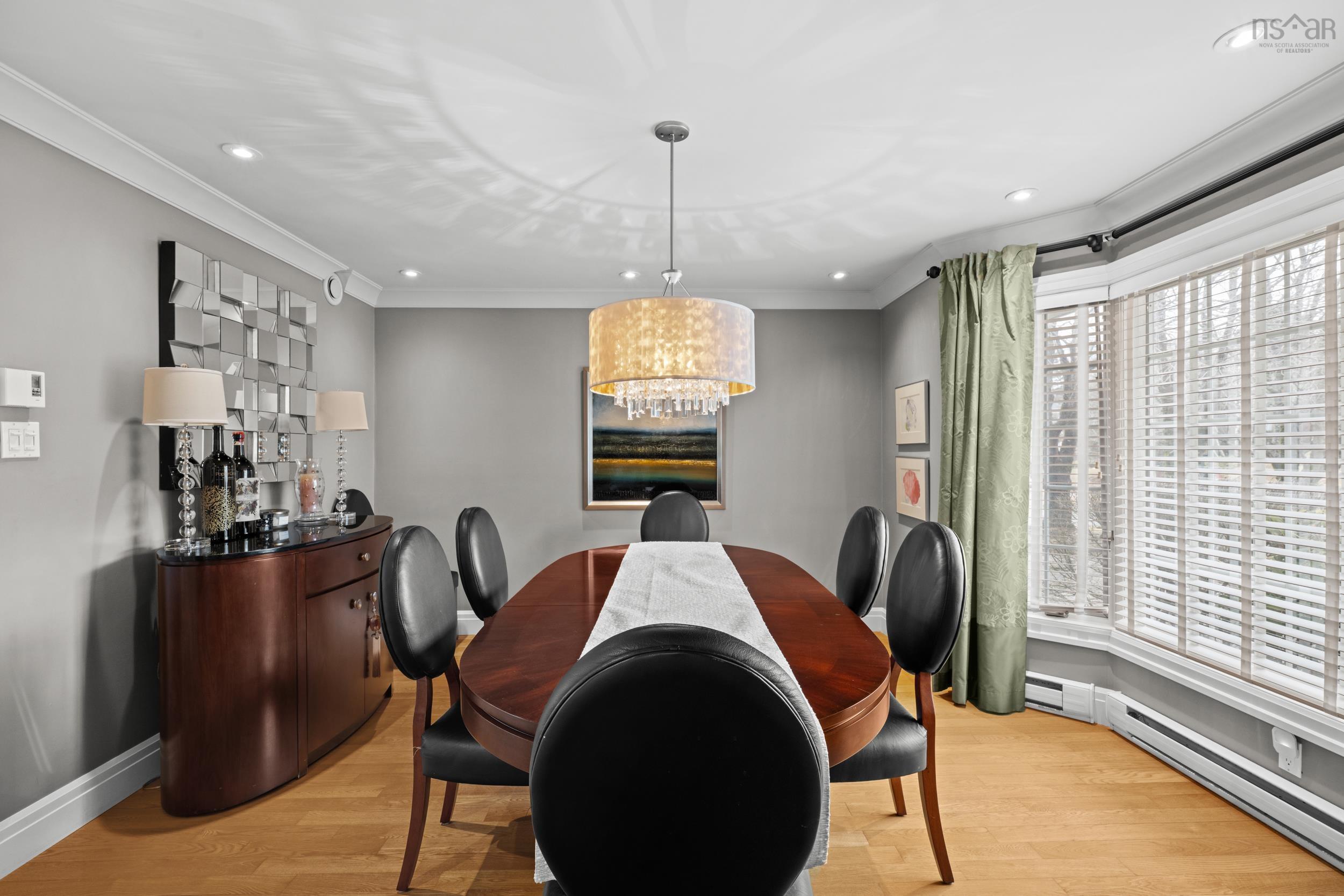 $1,225,000.00: 109 Snowy Owl Drive, Bedford