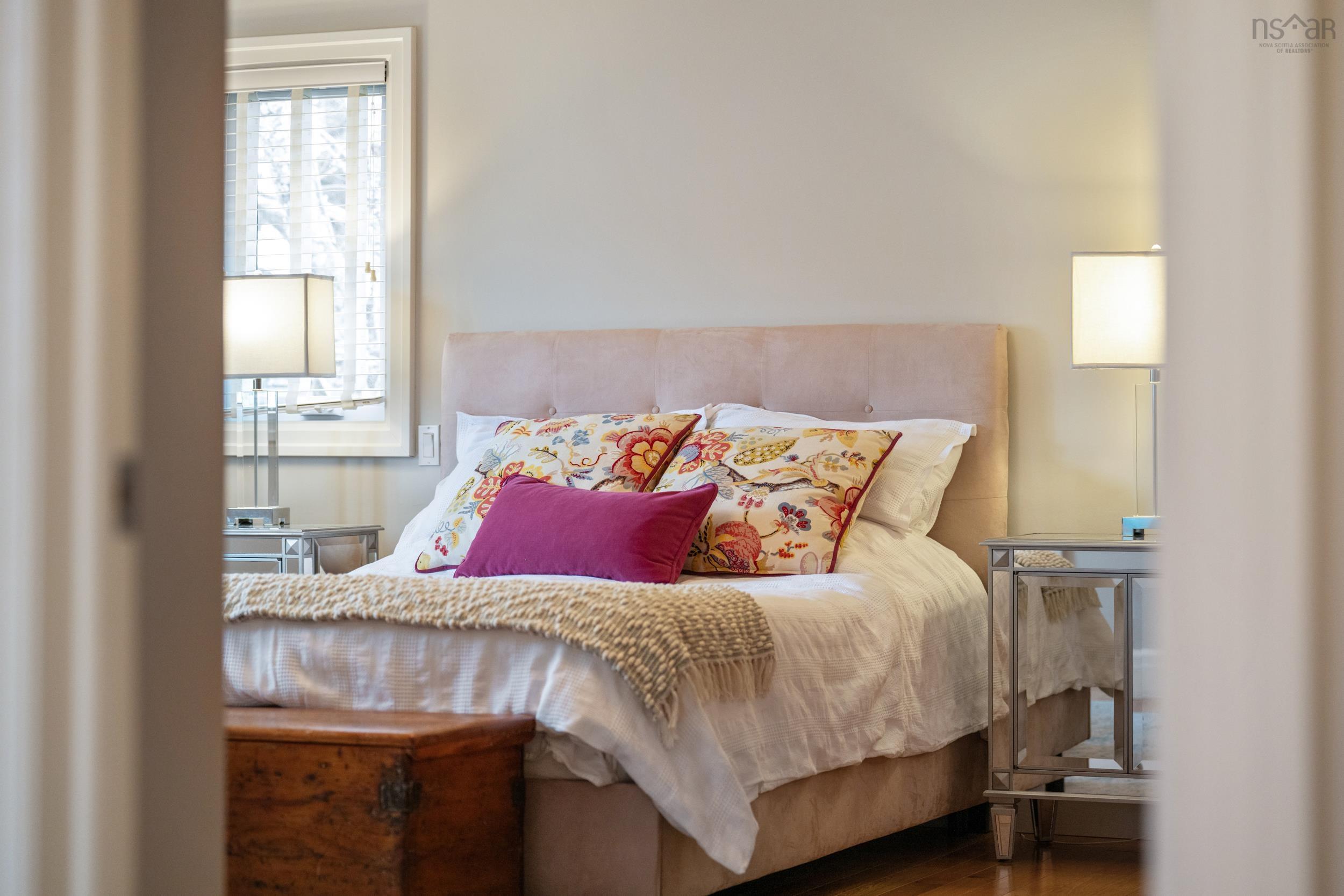 $1,225,000.00: 109 Snowy Owl Drive, Bedford