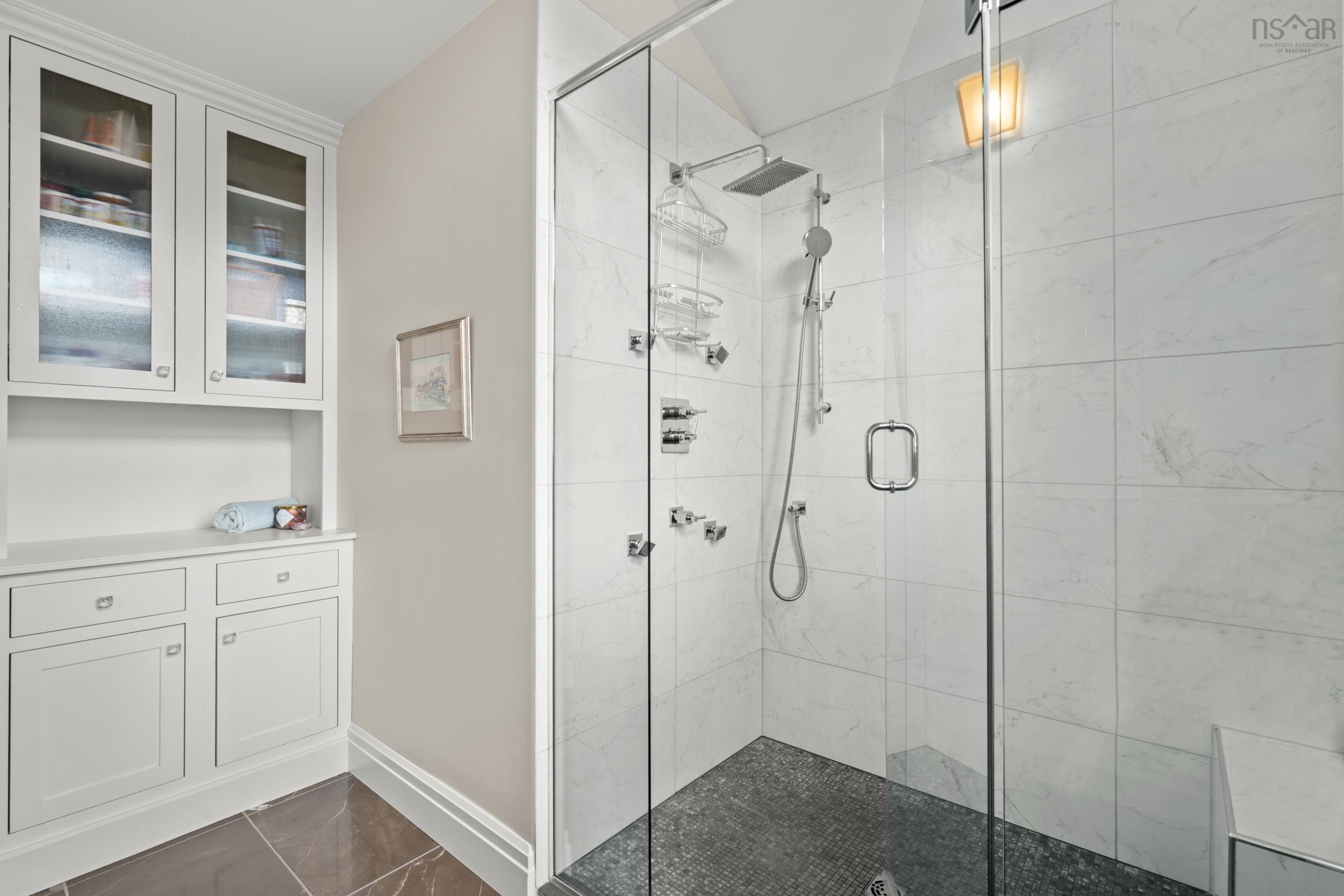 $1,225,000.00: 109 Snowy Owl Drive, Bedford