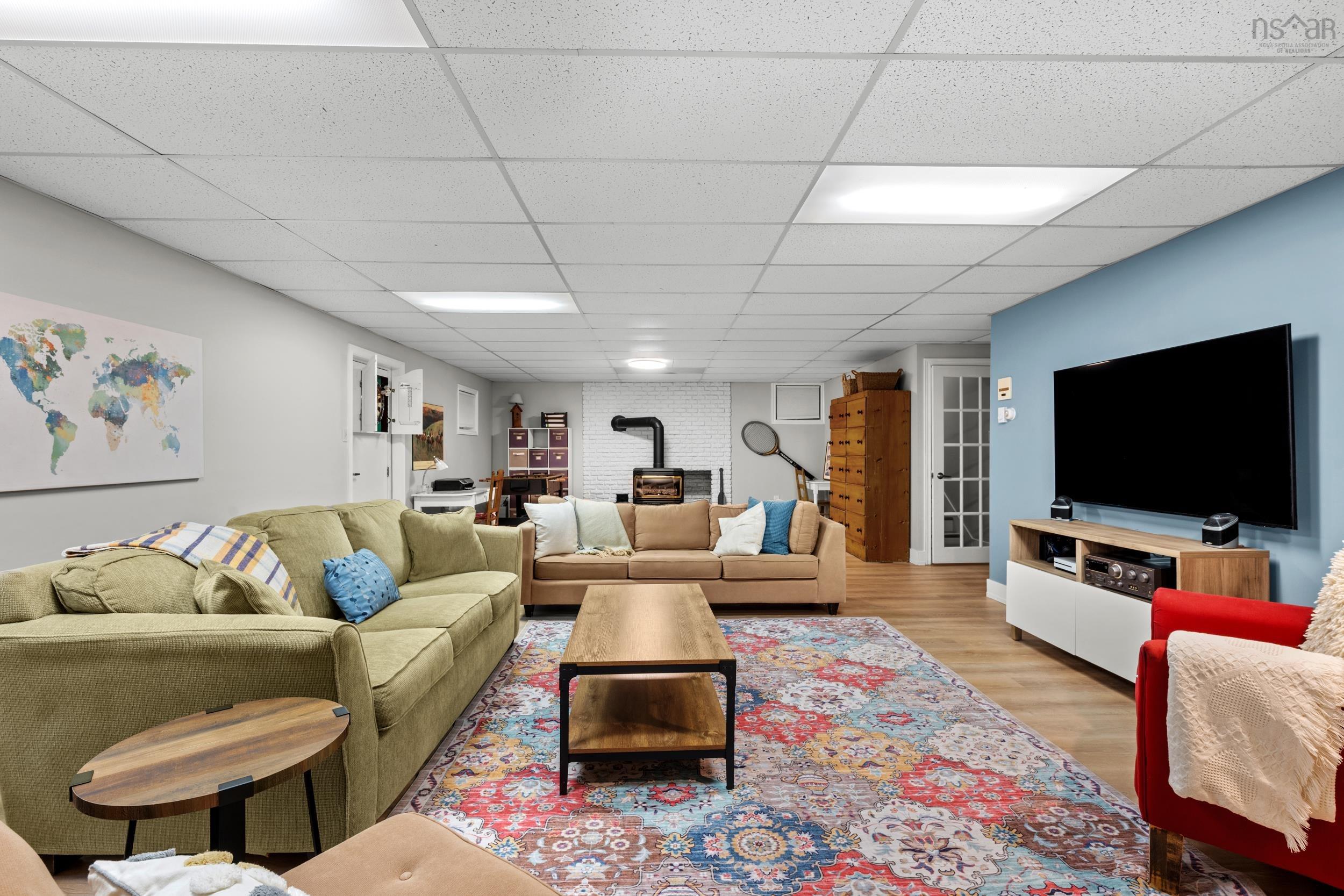 $1,225,000.00: 109 Snowy Owl Drive, Bedford