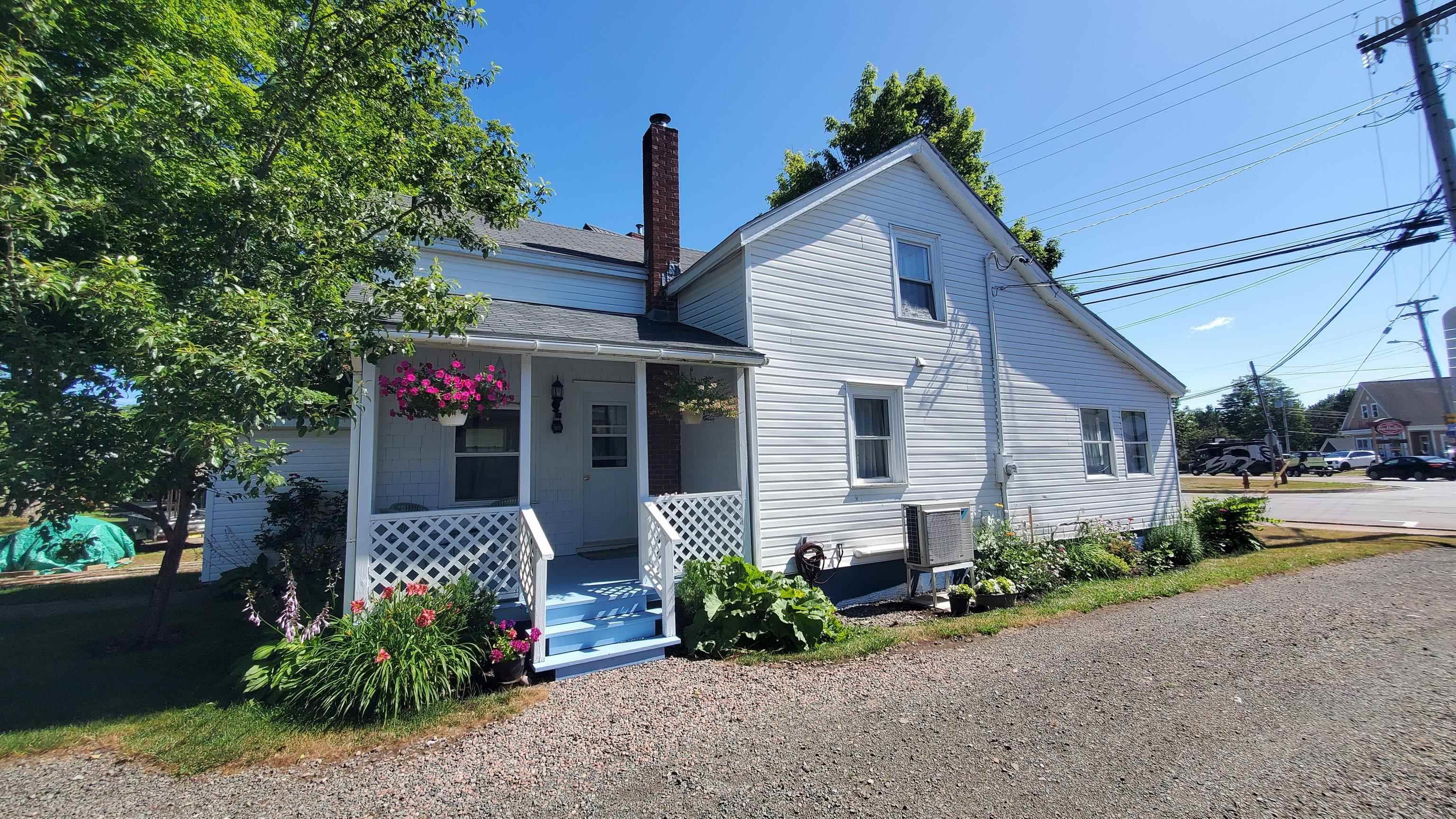 $239,900.00: 273 Main Street, Parrsboro