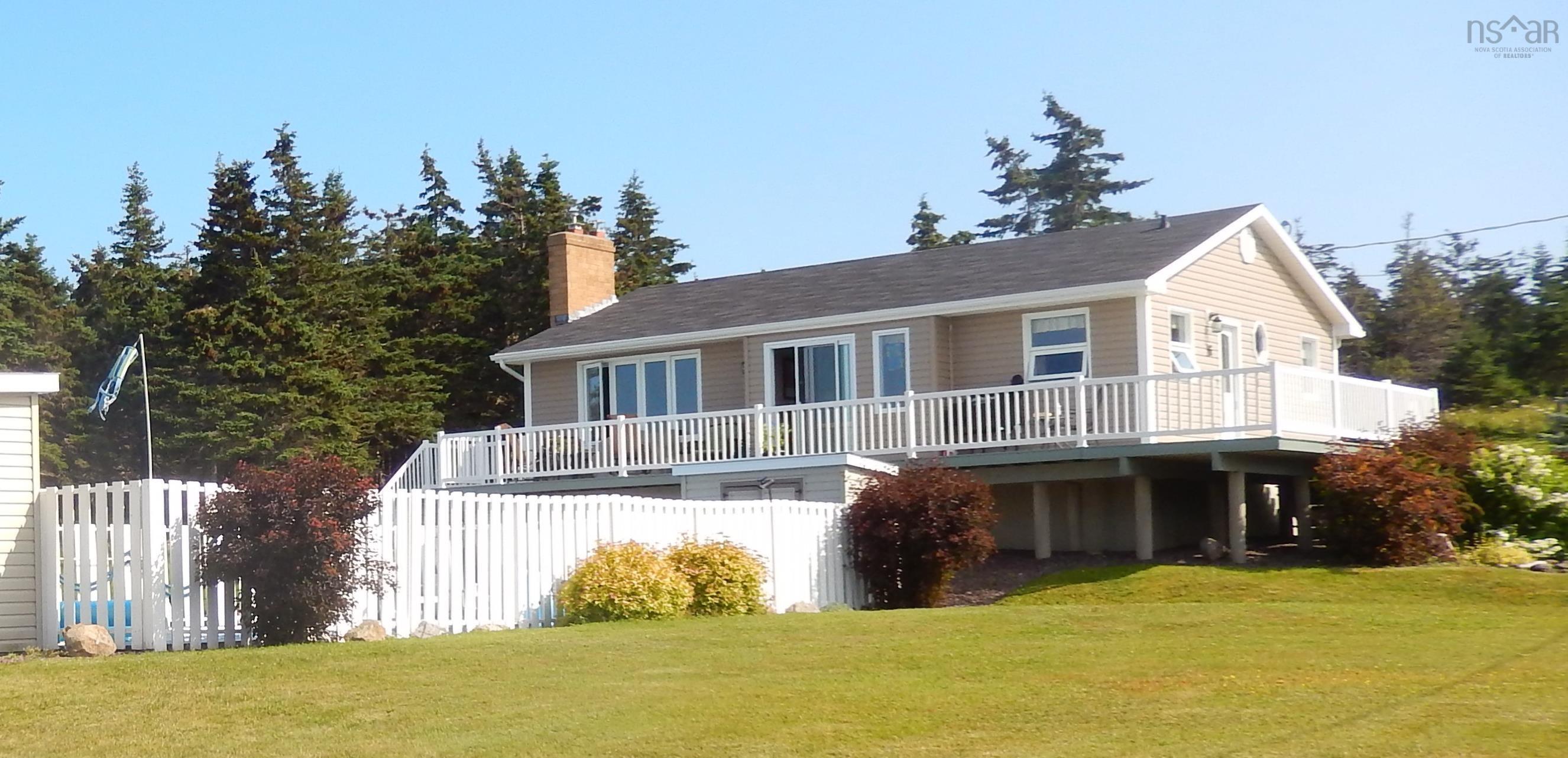 $325,000.00: 16 Seaview Lane, Main-À-Dieu