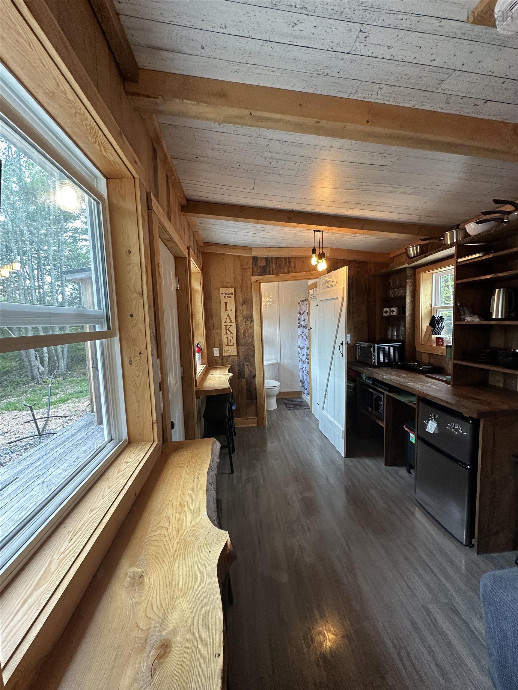 $249,900.00: 223 New Ross Road, Leminster