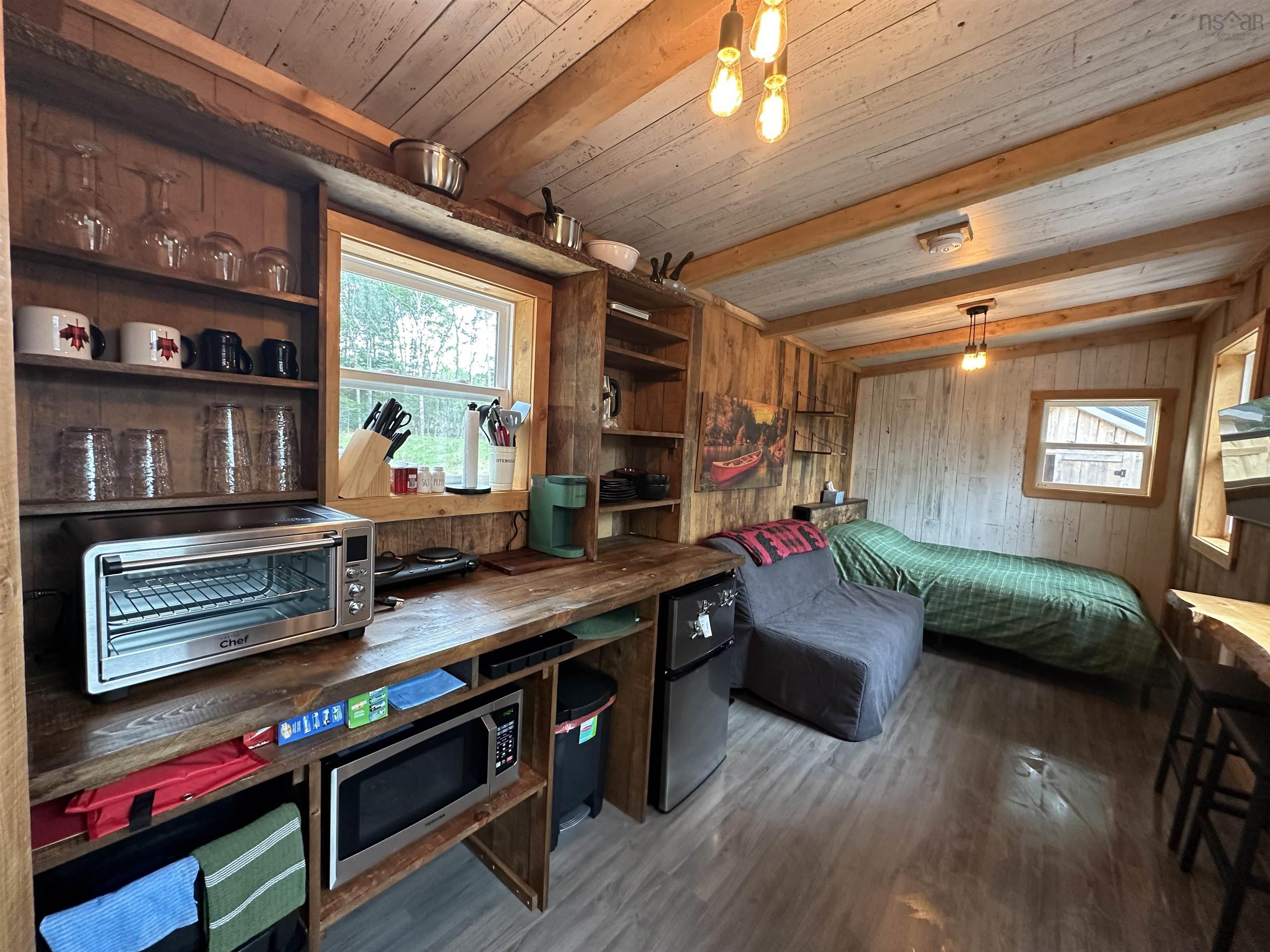 $249,900.00: 223 New Ross Road, Leminster