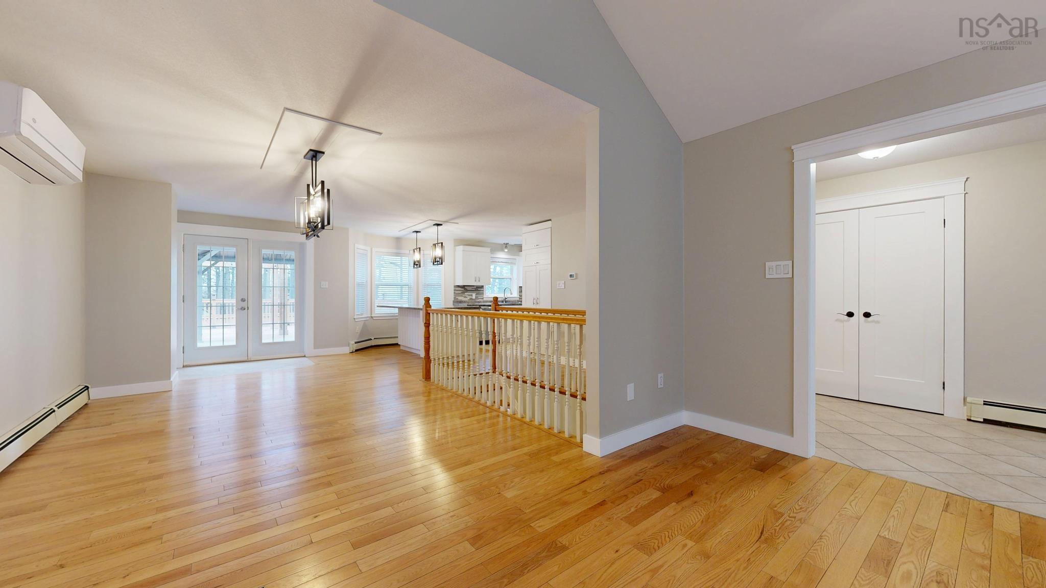 $529,900.00: 1809 Acadia Street, Kingston