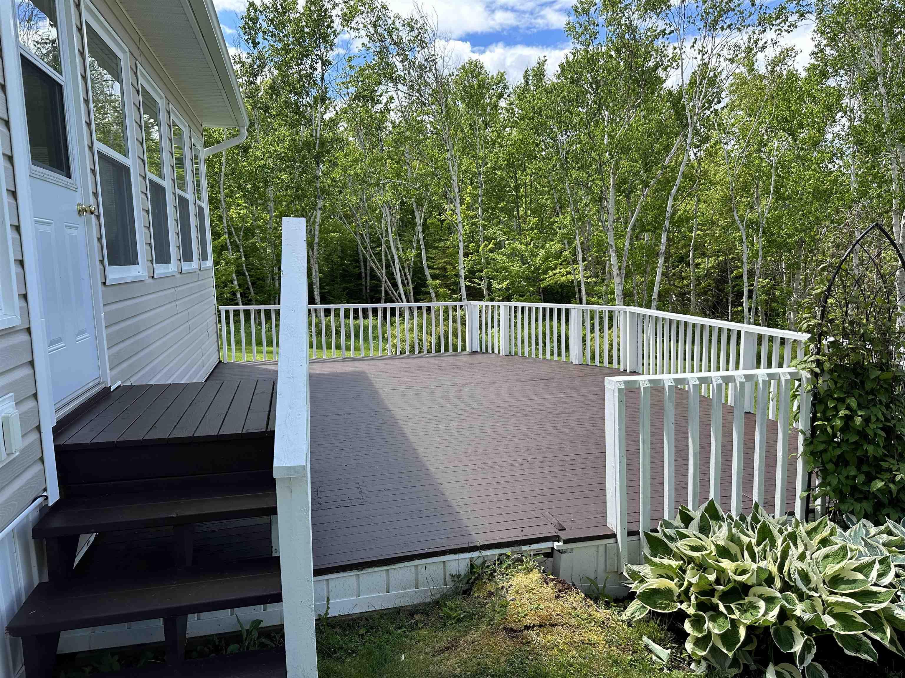 $550,000.00: 1258 Caribou Island Road, Caribou Island