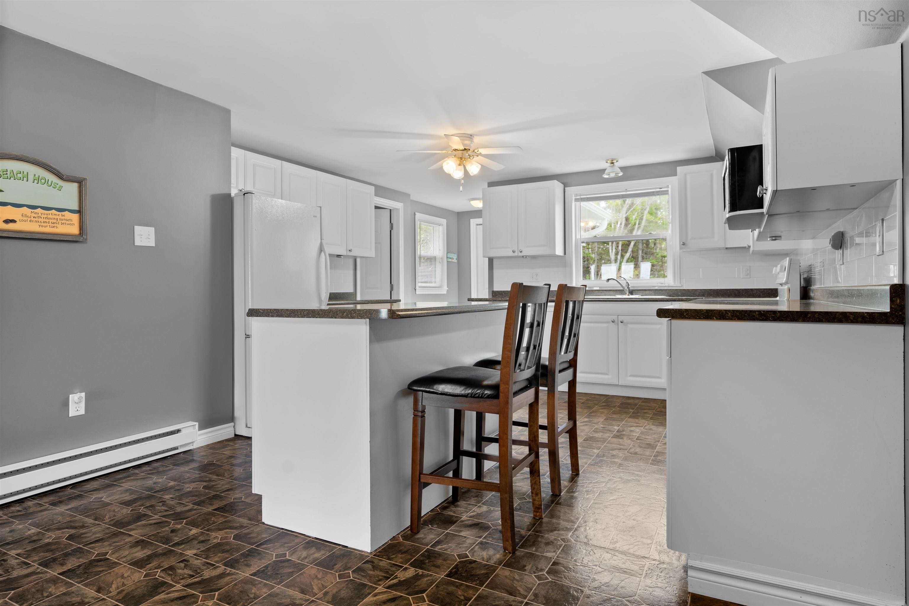 $550,000.00: 1258 Caribou Island Road, Caribou Island