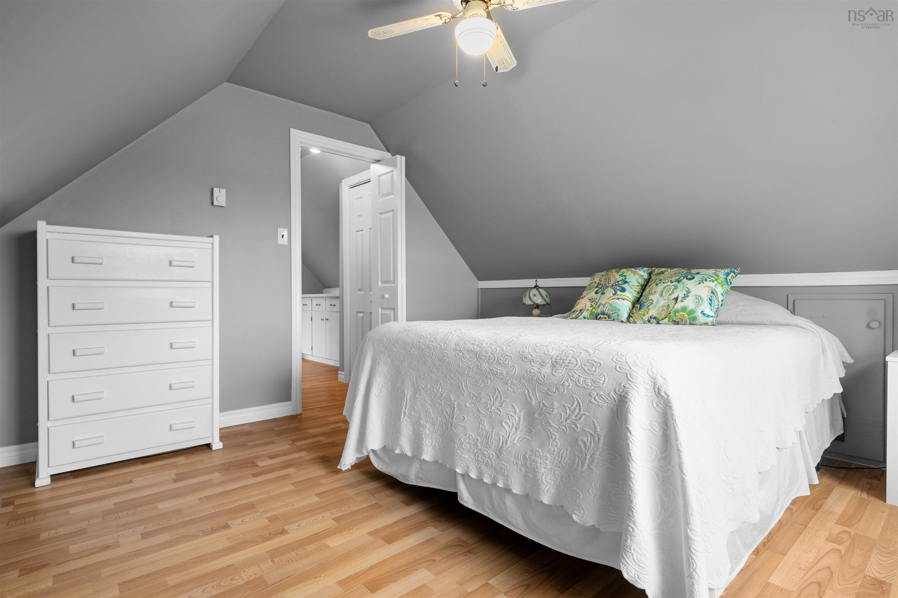 $550,000.00: 1258 Caribou Island Road, Caribou Island