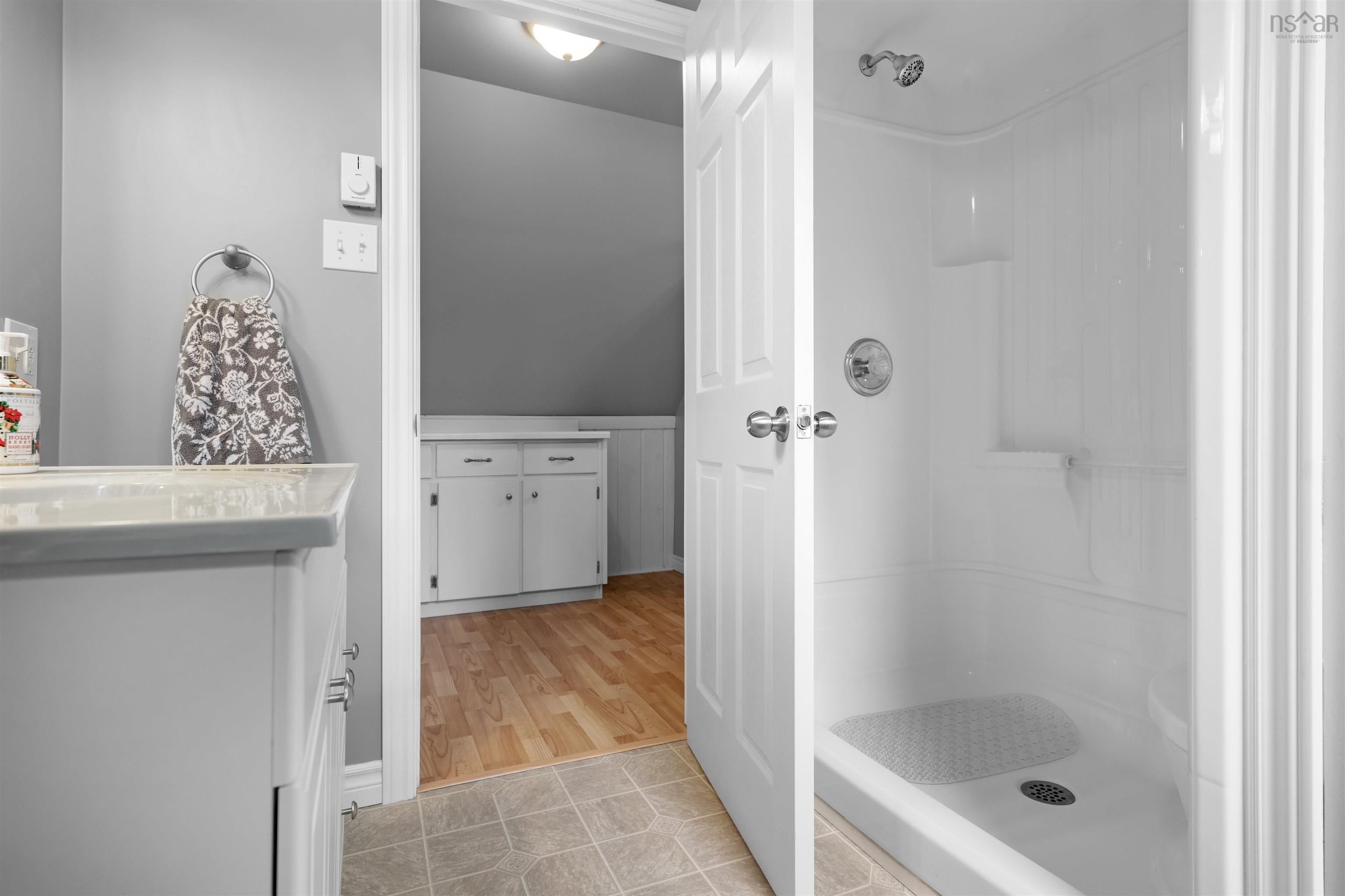 $550,000.00: 1258 Caribou Island Road, Caribou Island