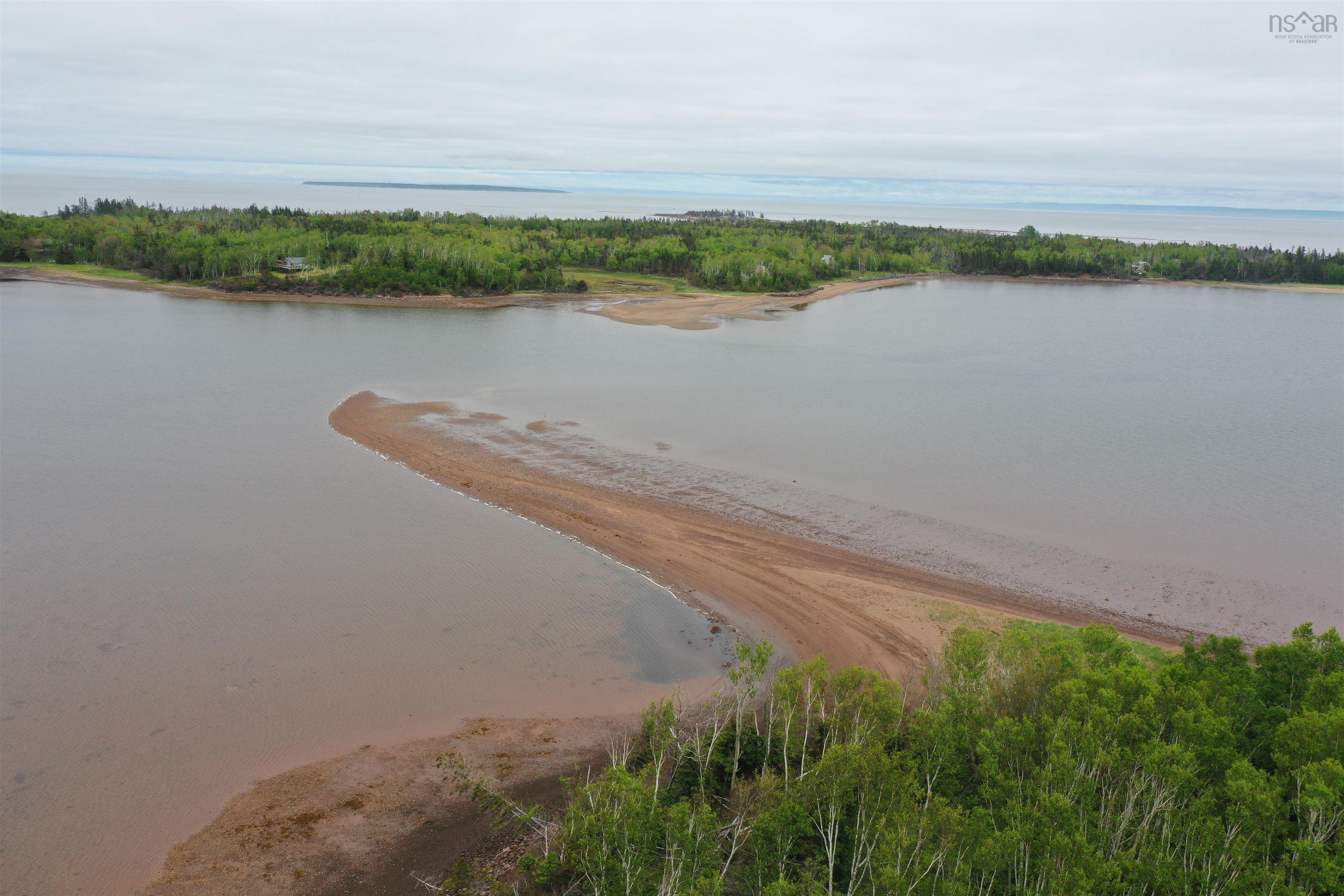 $550,000.00: 1258 Caribou Island Road, Caribou Island