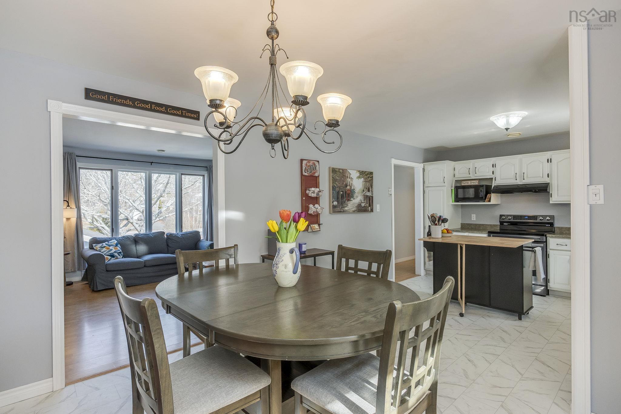 $515,000.00: 868 Shawn Drive Drive, Kingston