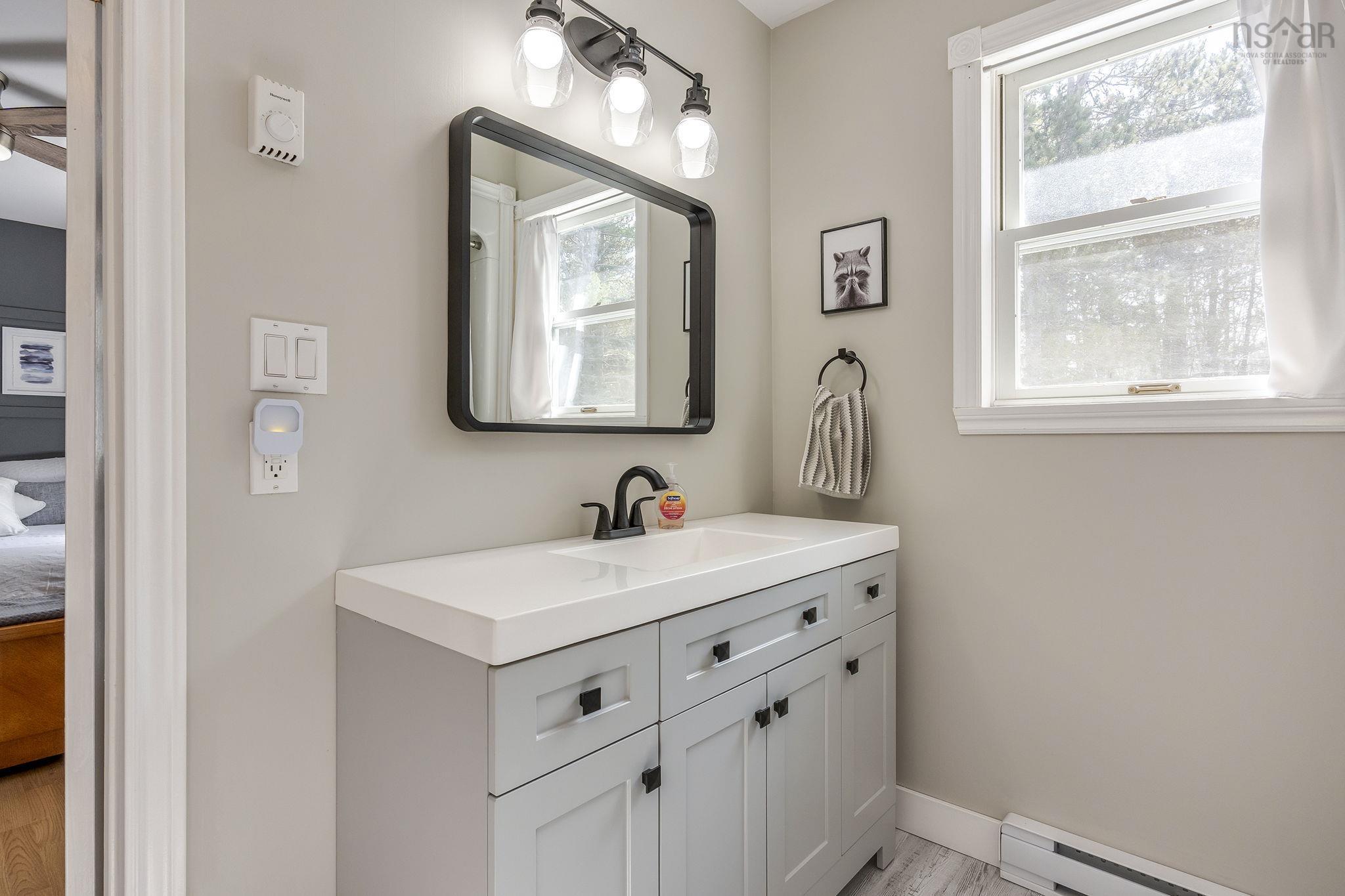 $515,000.00: 868 Shawn Drive Drive, Kingston