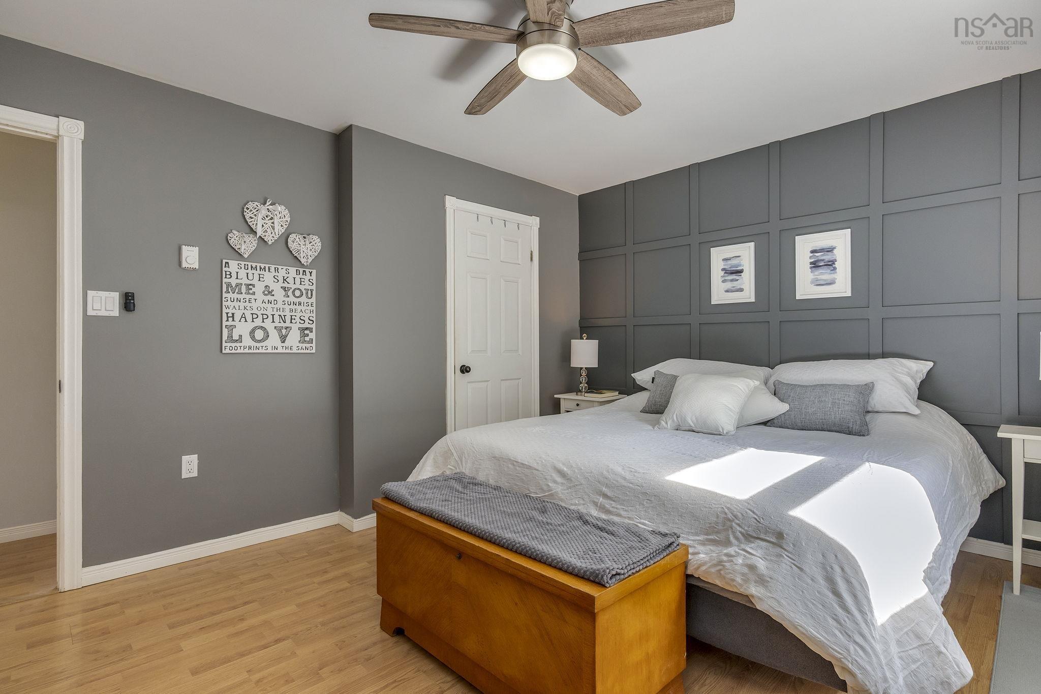 $515,000.00: 868 Shawn Drive Drive, Kingston