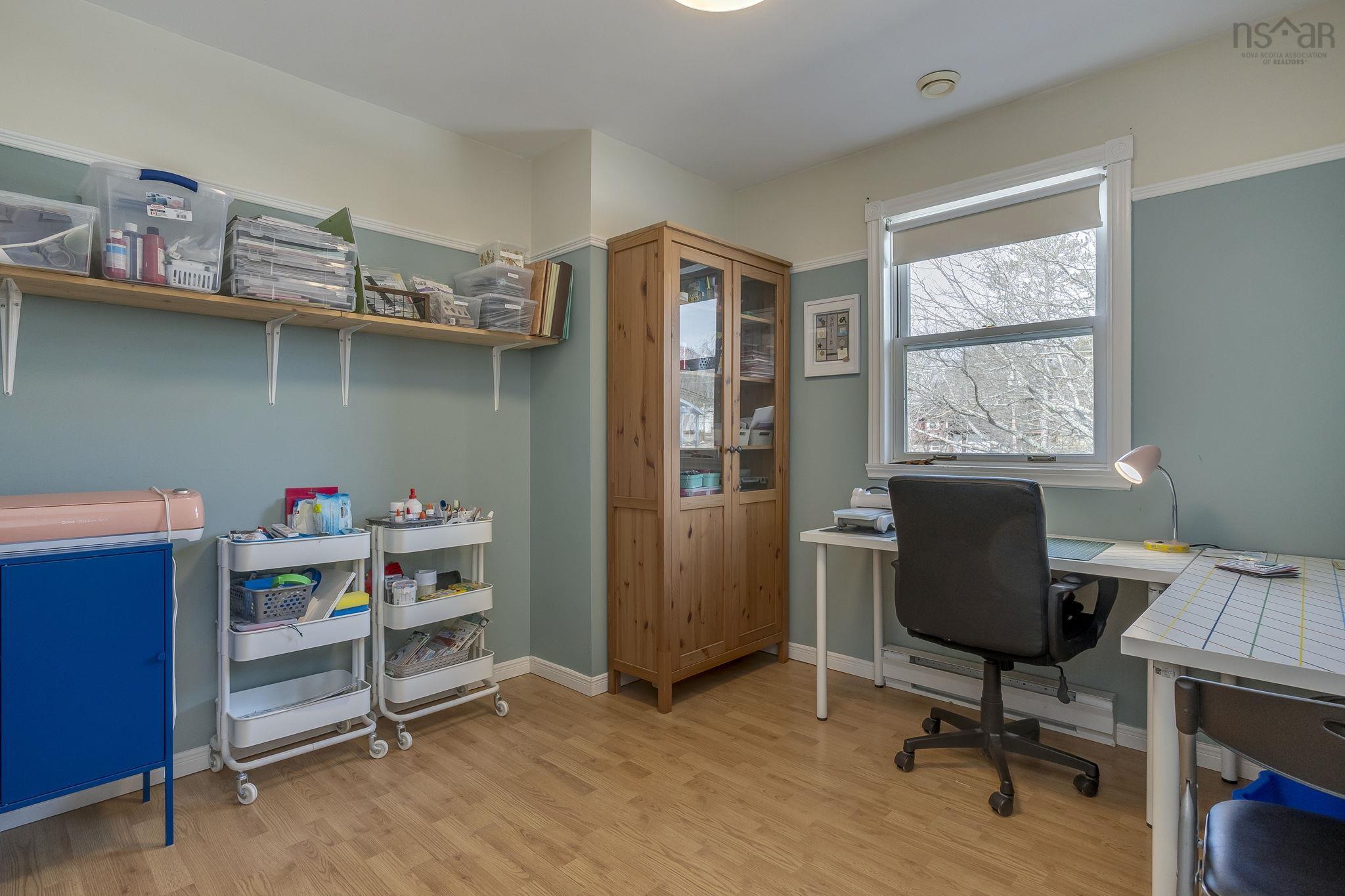 $515,000.00: 868 Shawn Drive Drive, Kingston