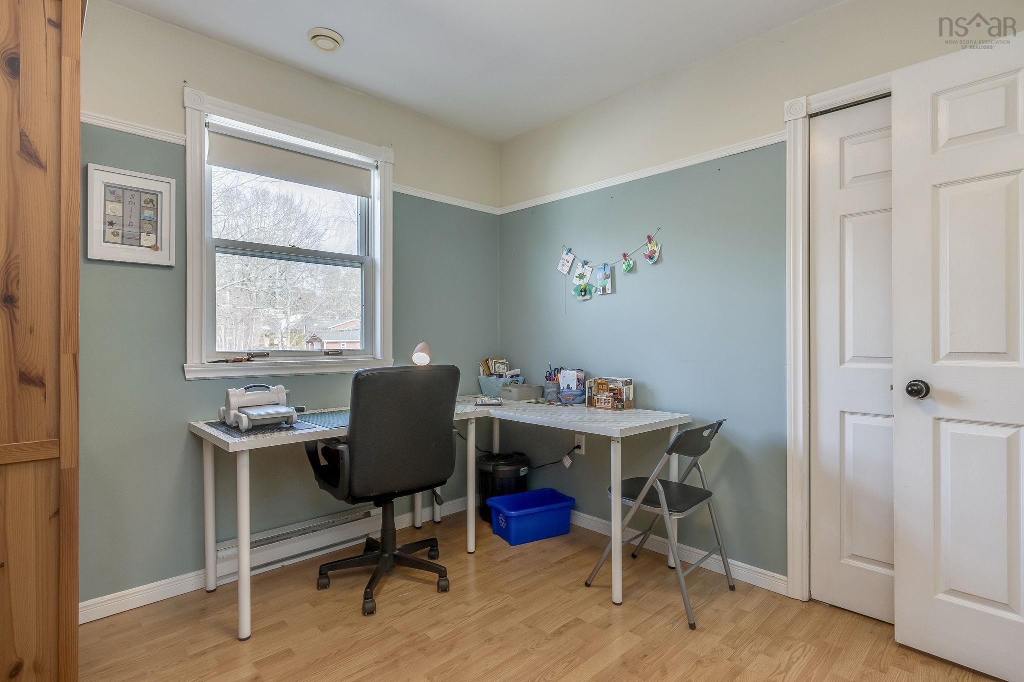 $515,000.00: 868 Shawn Drive Drive, Kingston