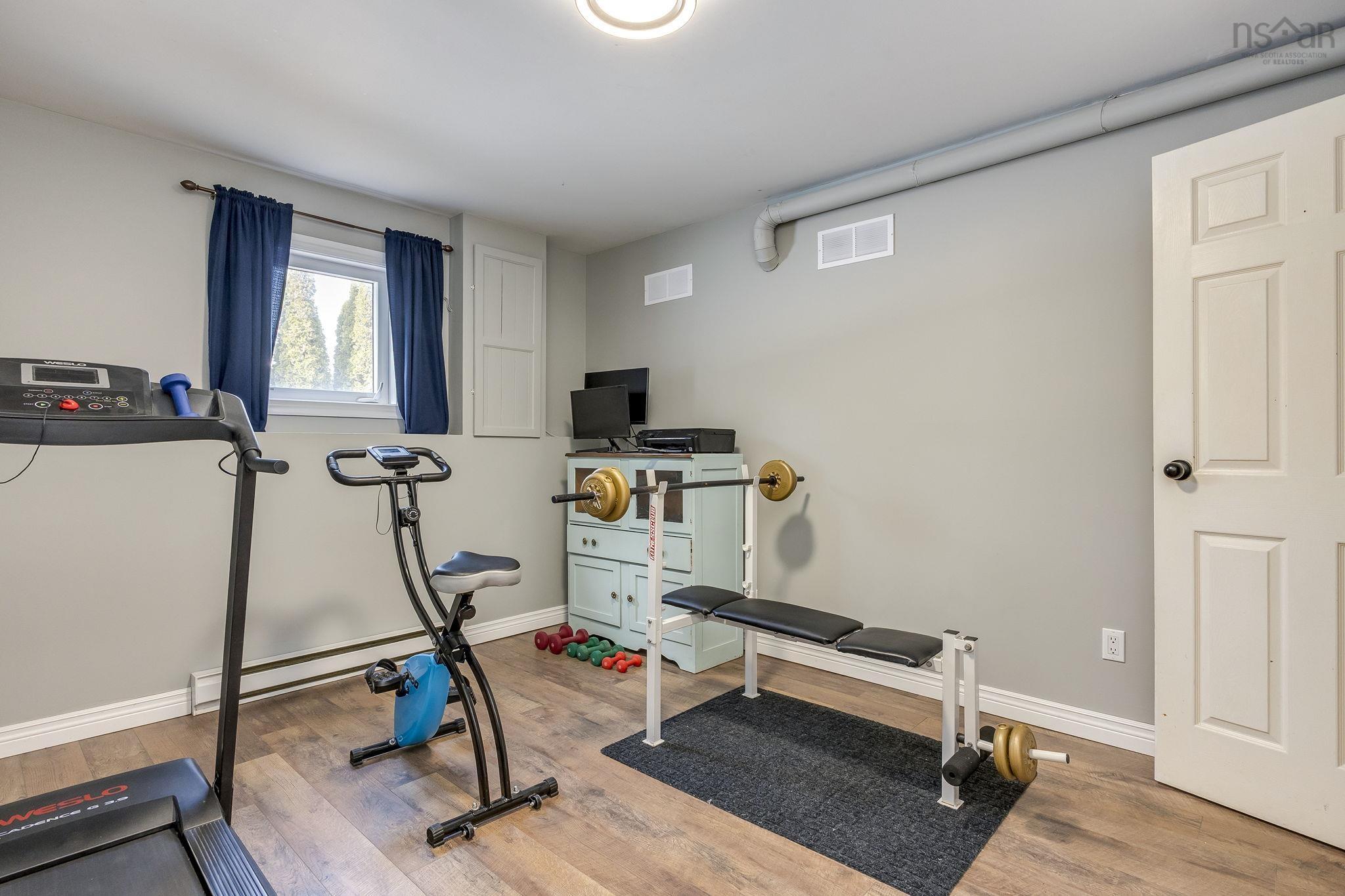 $515,000.00: 868 Shawn Drive Drive, Kingston