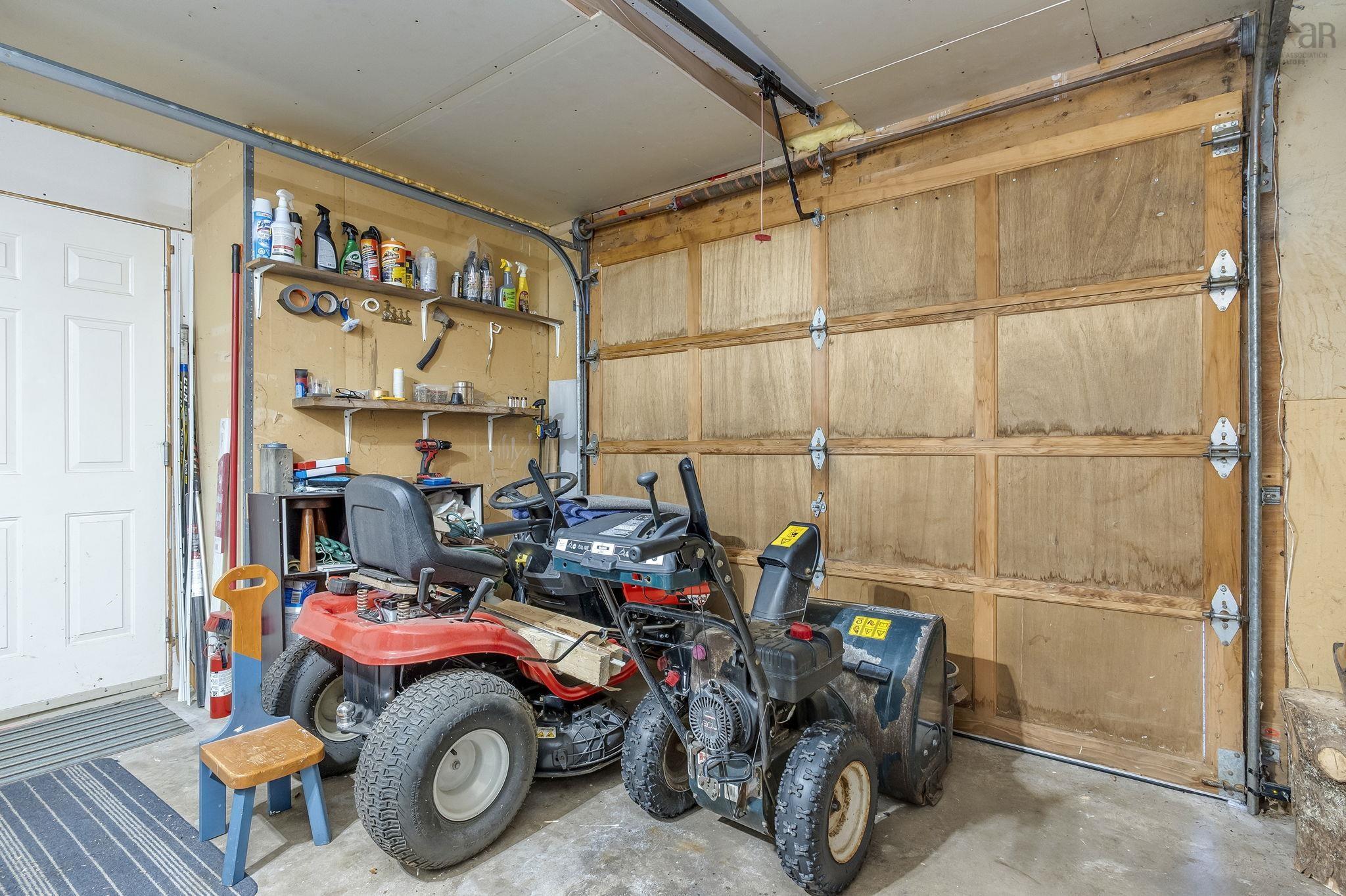 $515,000.00: 868 Shawn Drive Drive, Kingston