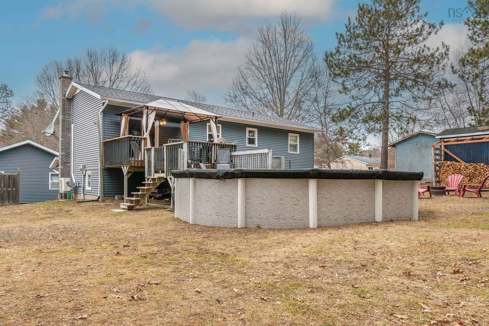 $515,000.00: 868 Shawn Drive Drive, Kingston