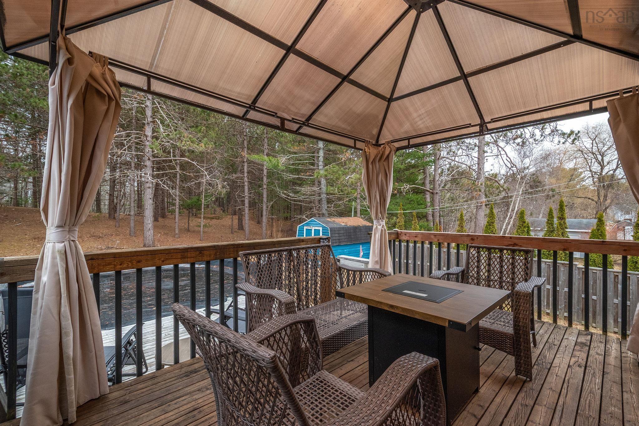 $515,000.00: 868 Shawn Drive Drive, Kingston