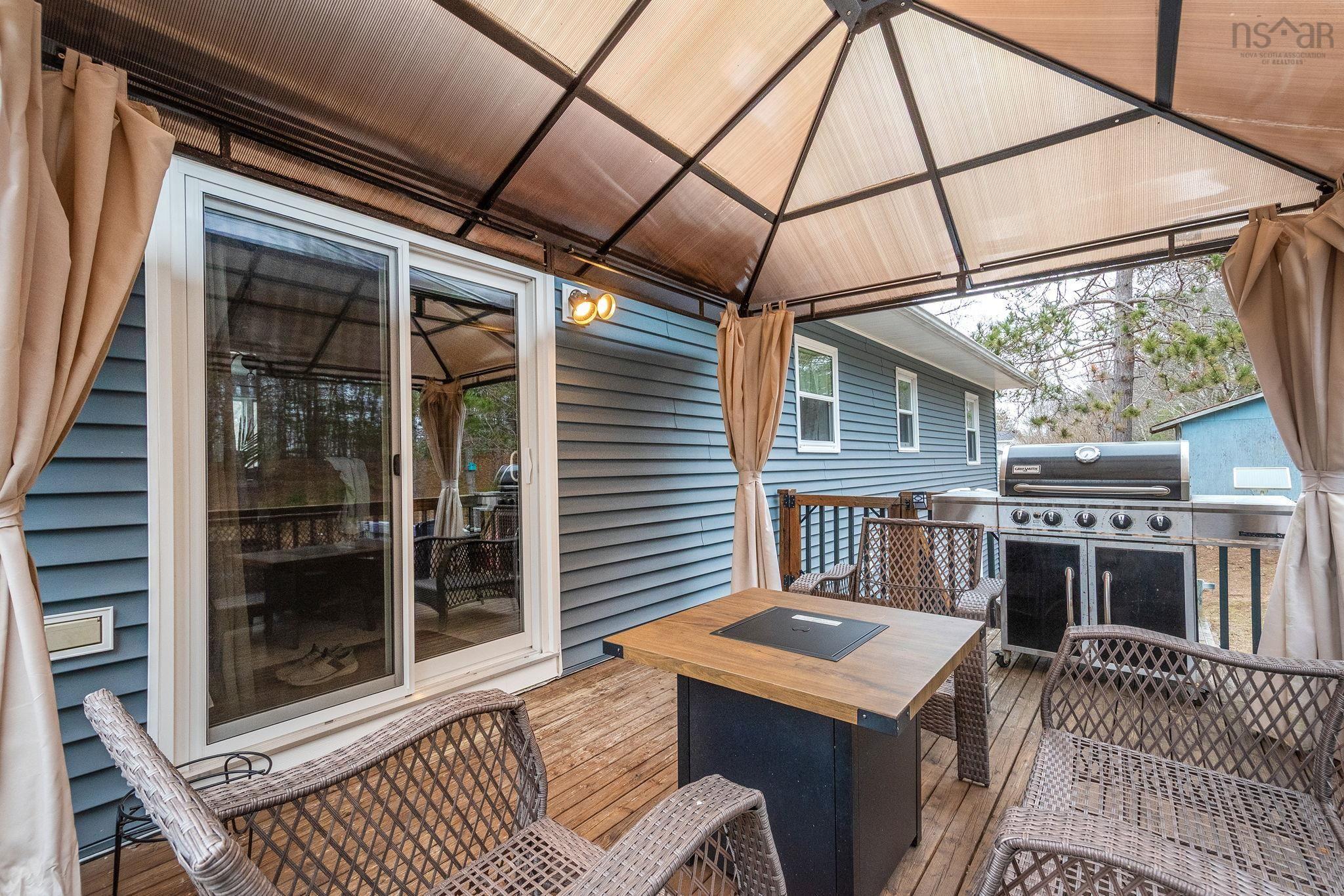 $515,000.00: 868 Shawn Drive Drive, Kingston