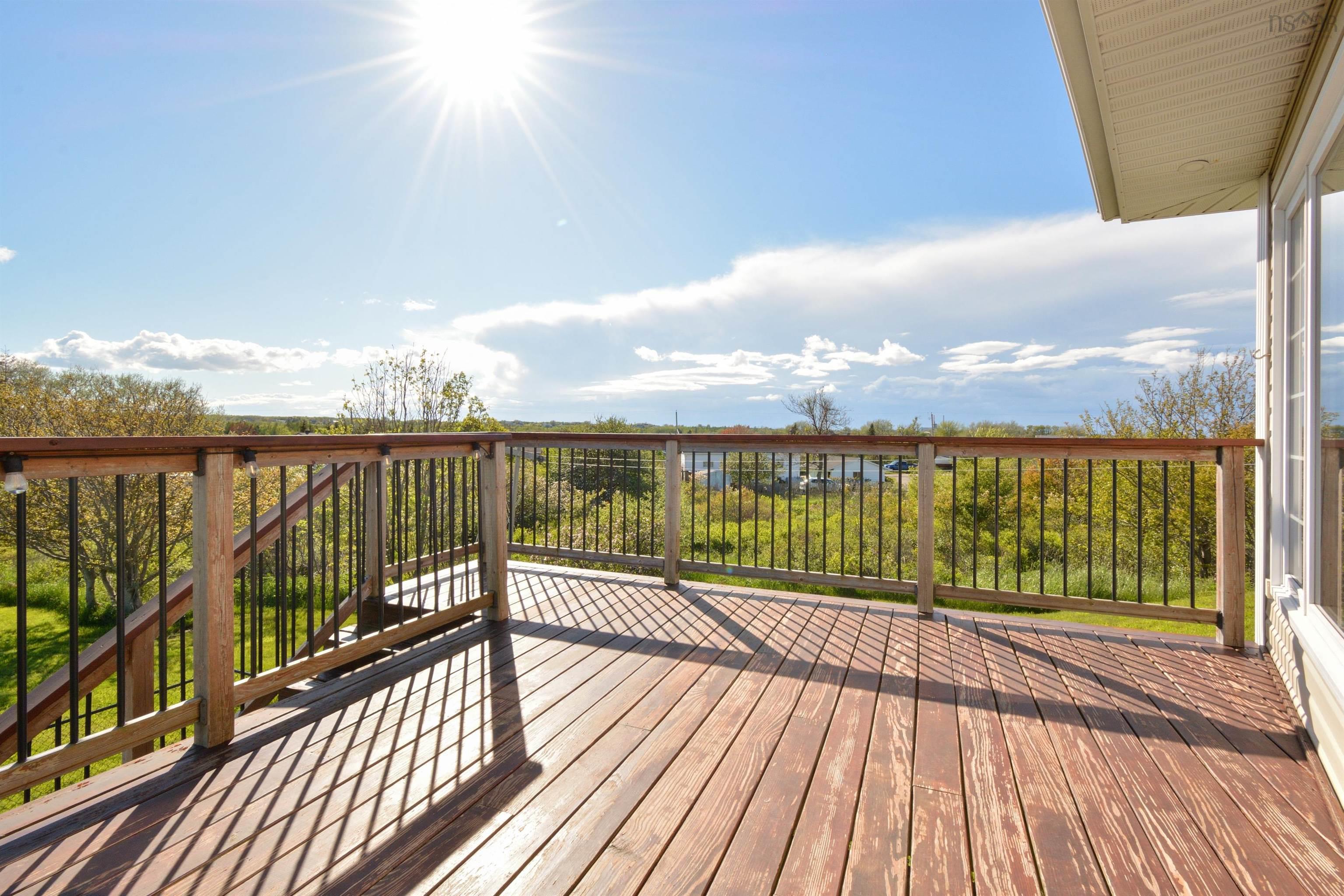 $1,100,000.00: 16 Karl