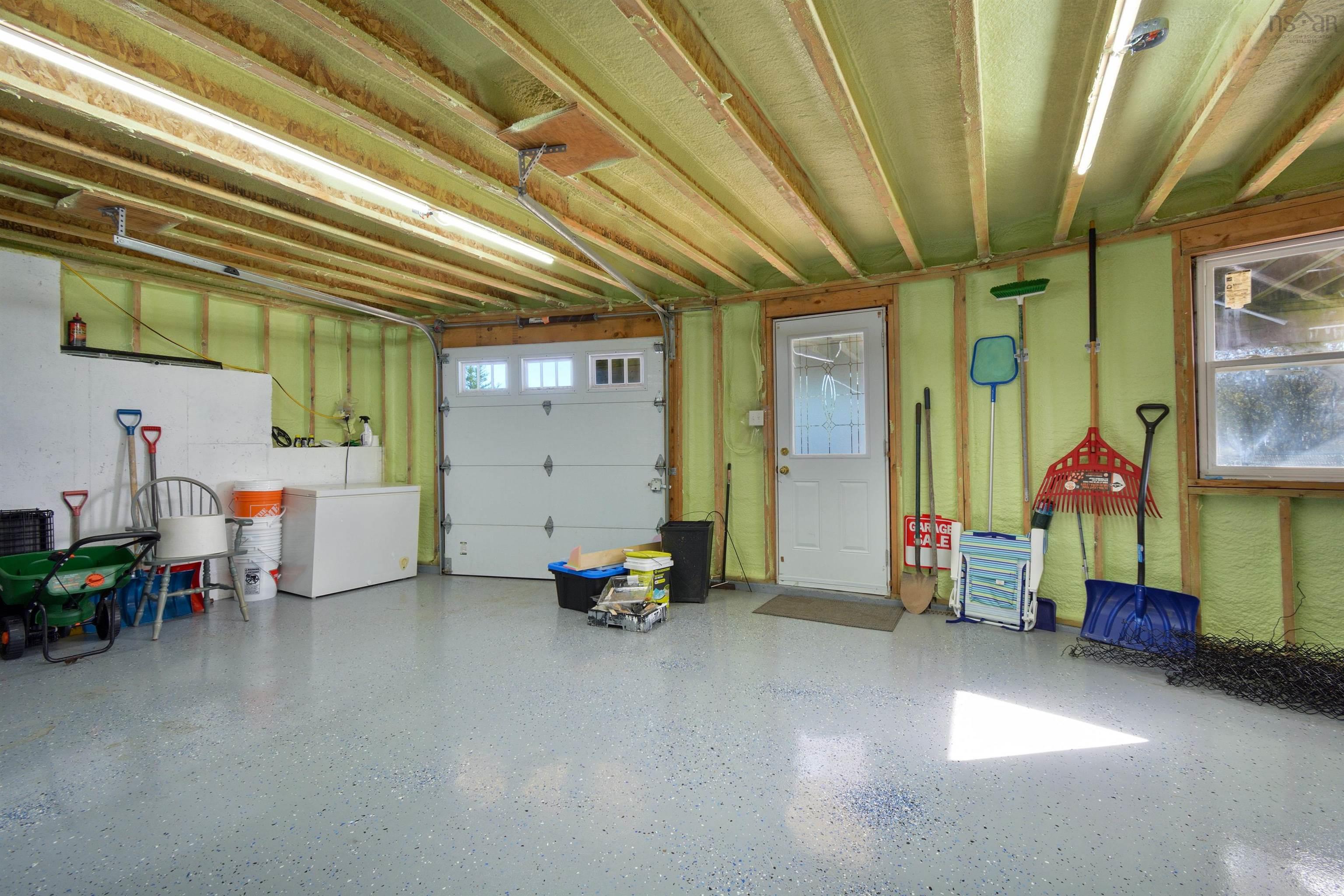 $1,100,000.00: 16 Karl