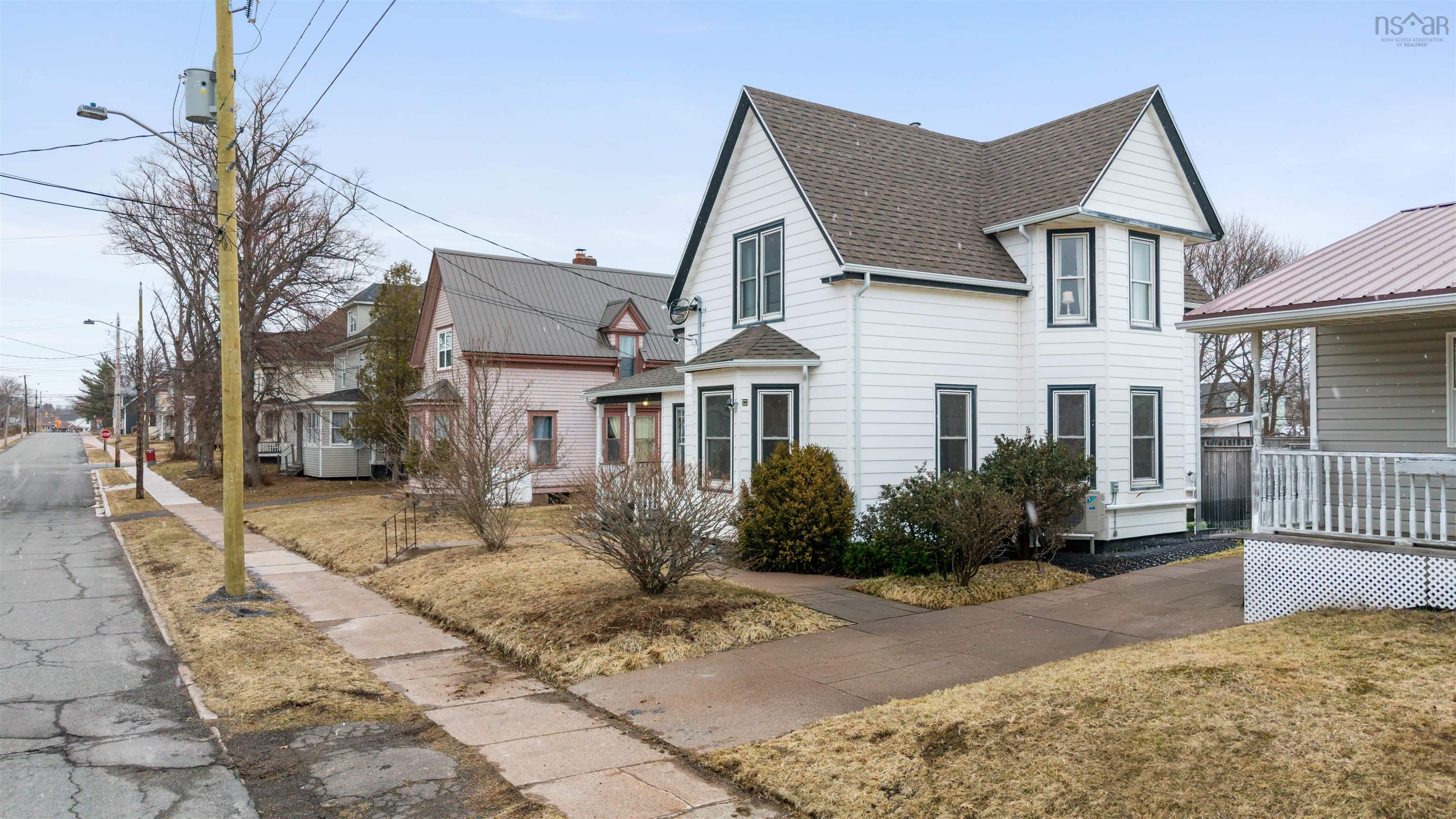 $359,900.00: 500 Nelson Street, New Glasgow