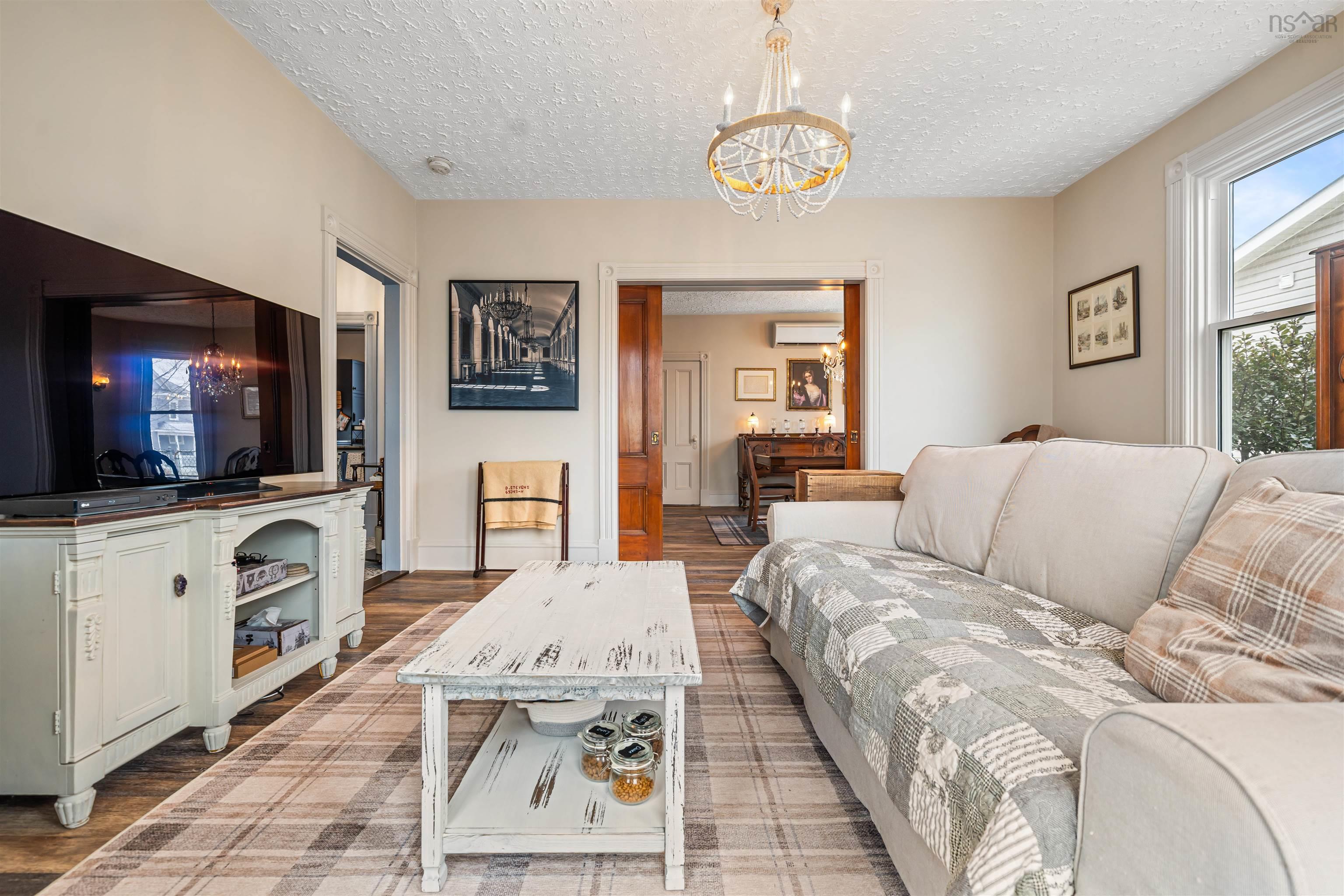 $359,900.00: 500 Nelson Street, New Glasgow